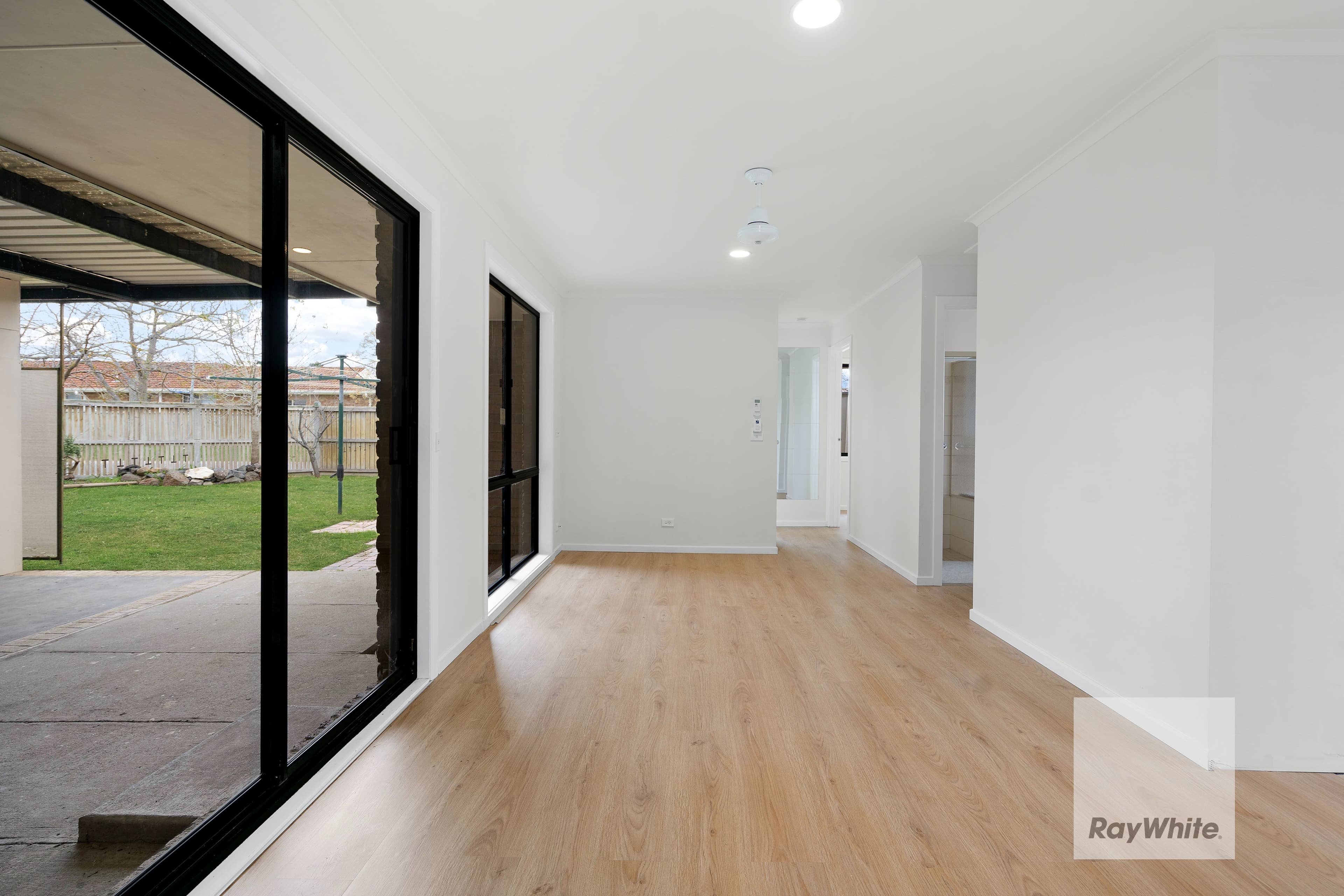 2 Themeda Court, Delahey VIC 3037, Delahey - Thumbnail 7