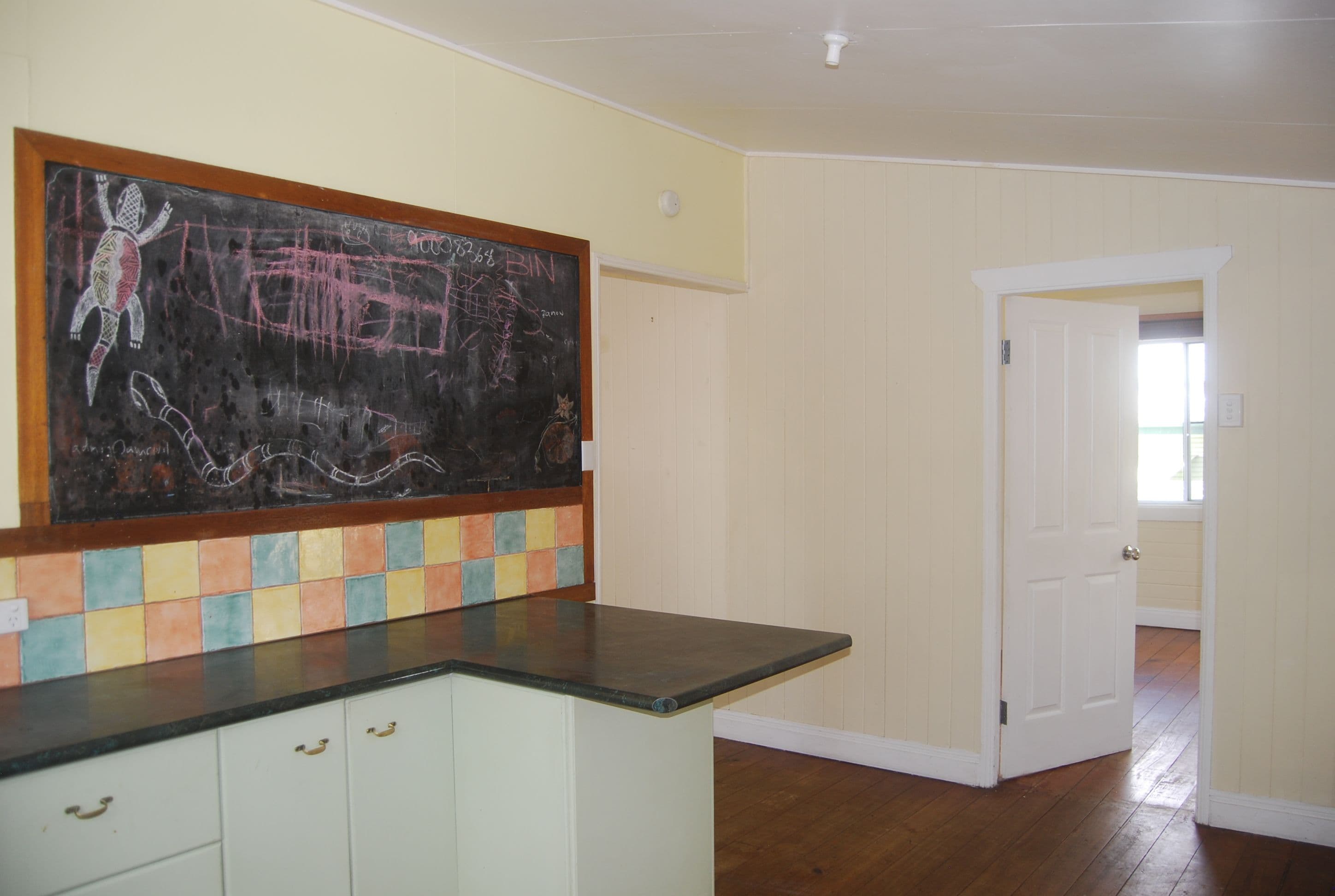 19 James Street, Lowood QLD 4311, Lowood - Thumbnail 4