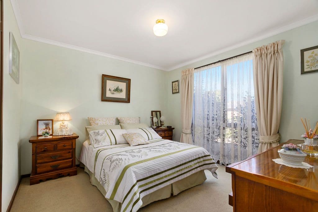 215 Dandelion Drive, Rowville VIC 3178, Rowville - Thumbnail 5