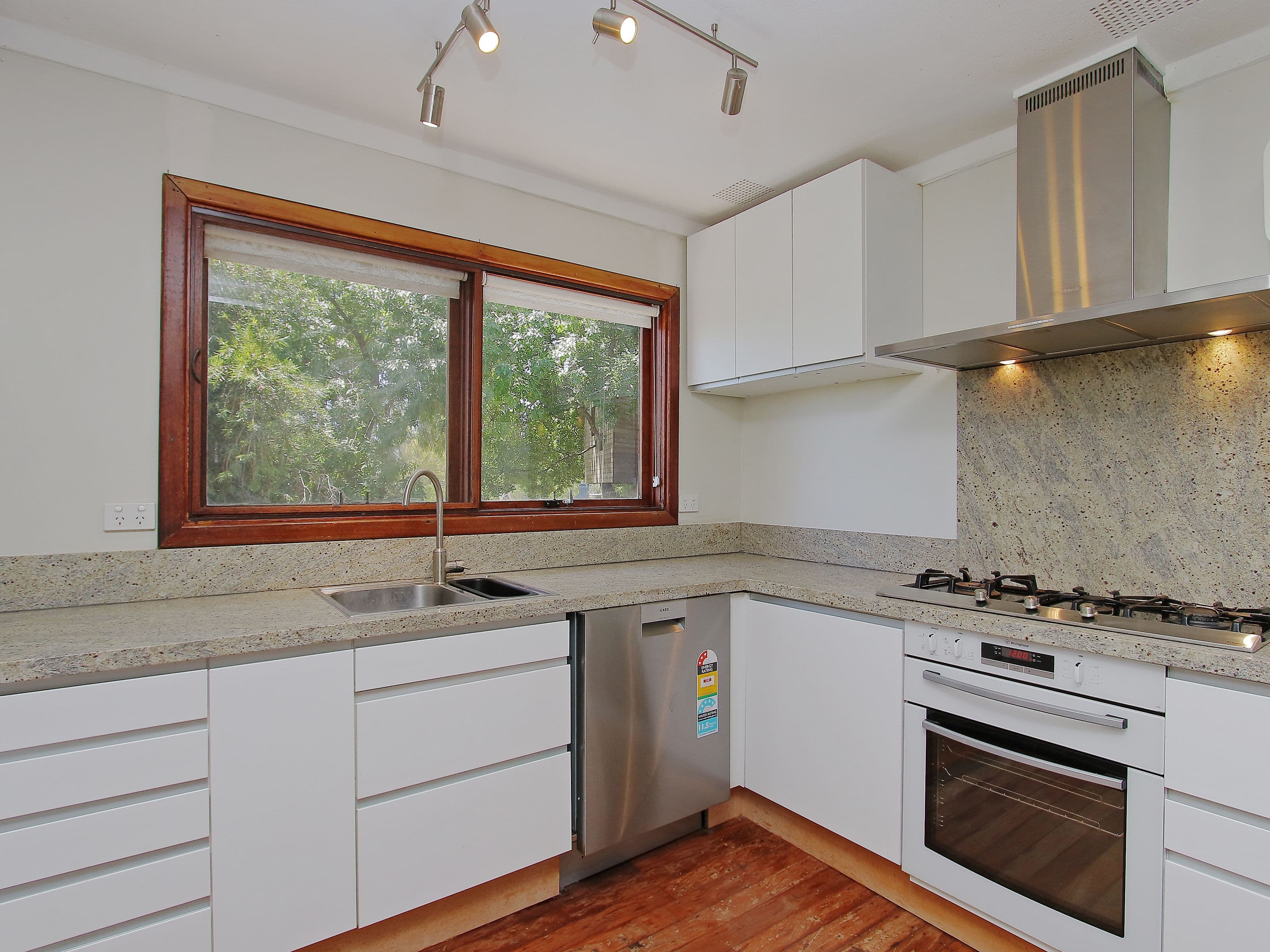 7 Milleara Road, Martin WA 6110, Martin - Thumbnail 4