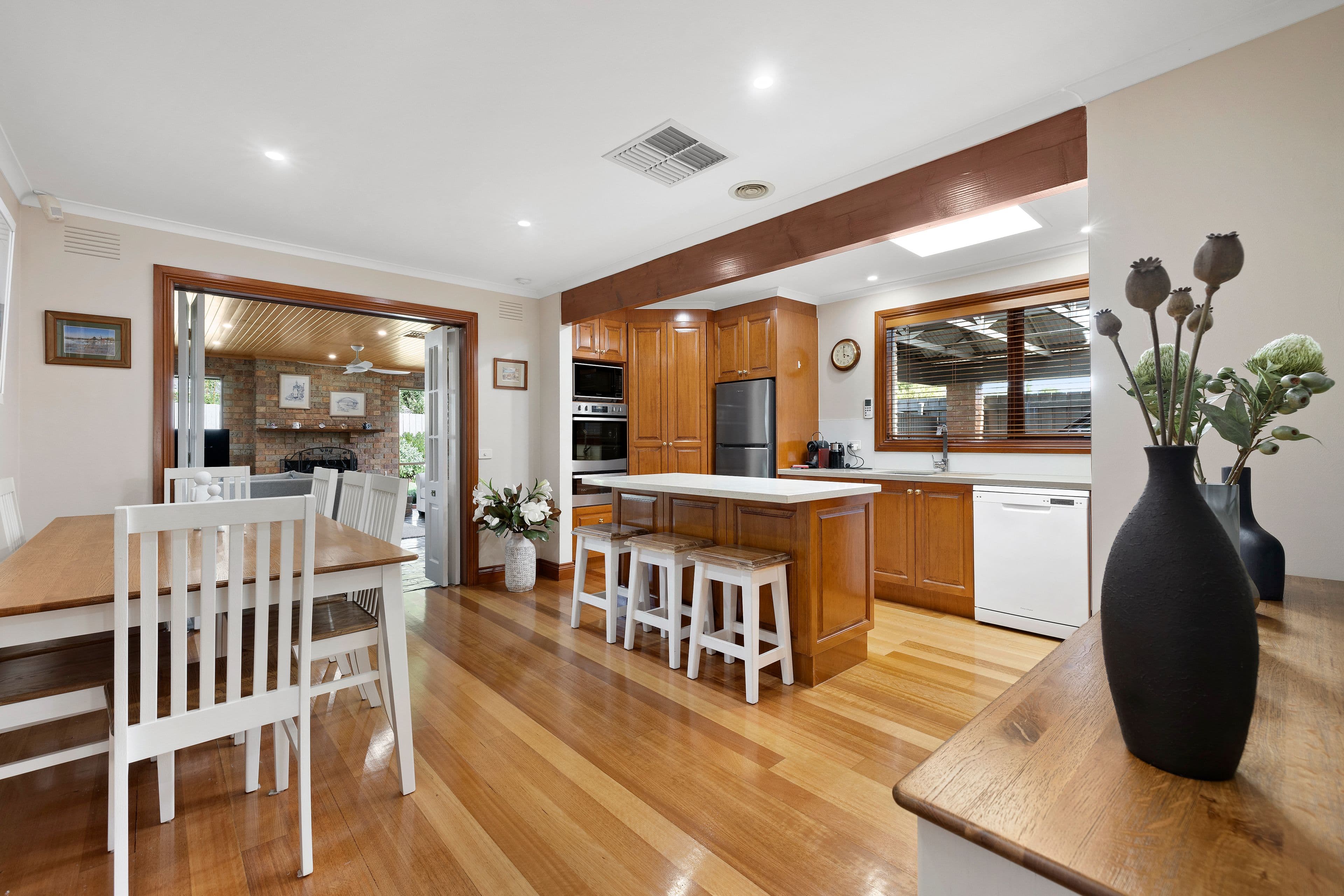 302 Windermere Drive, Ferntree Gully VIC 3156, Ferntree Gully - Thumbnail 4