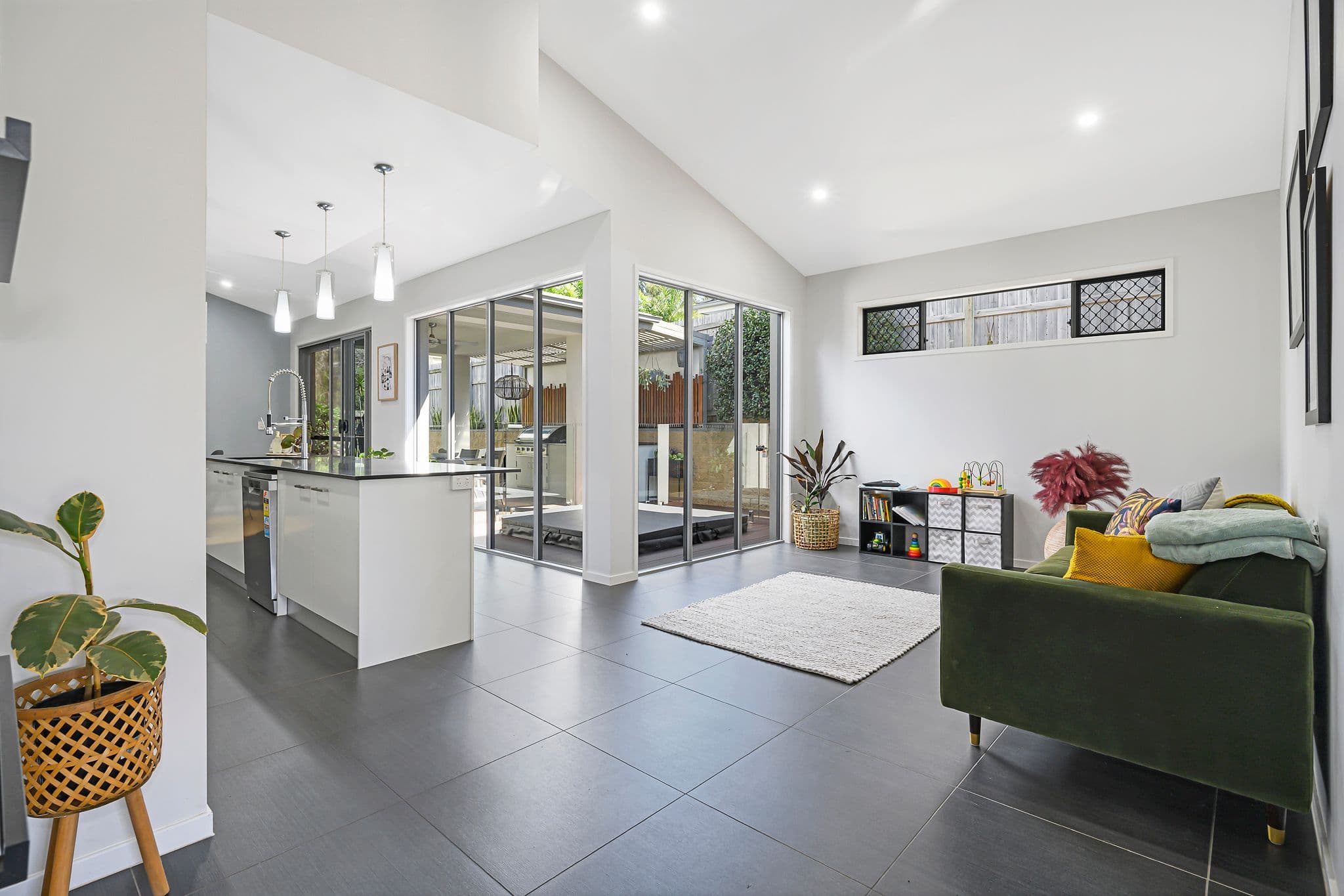 11 Hume Circuit, Warner QLD 4500, Warner - Thumbnail 4