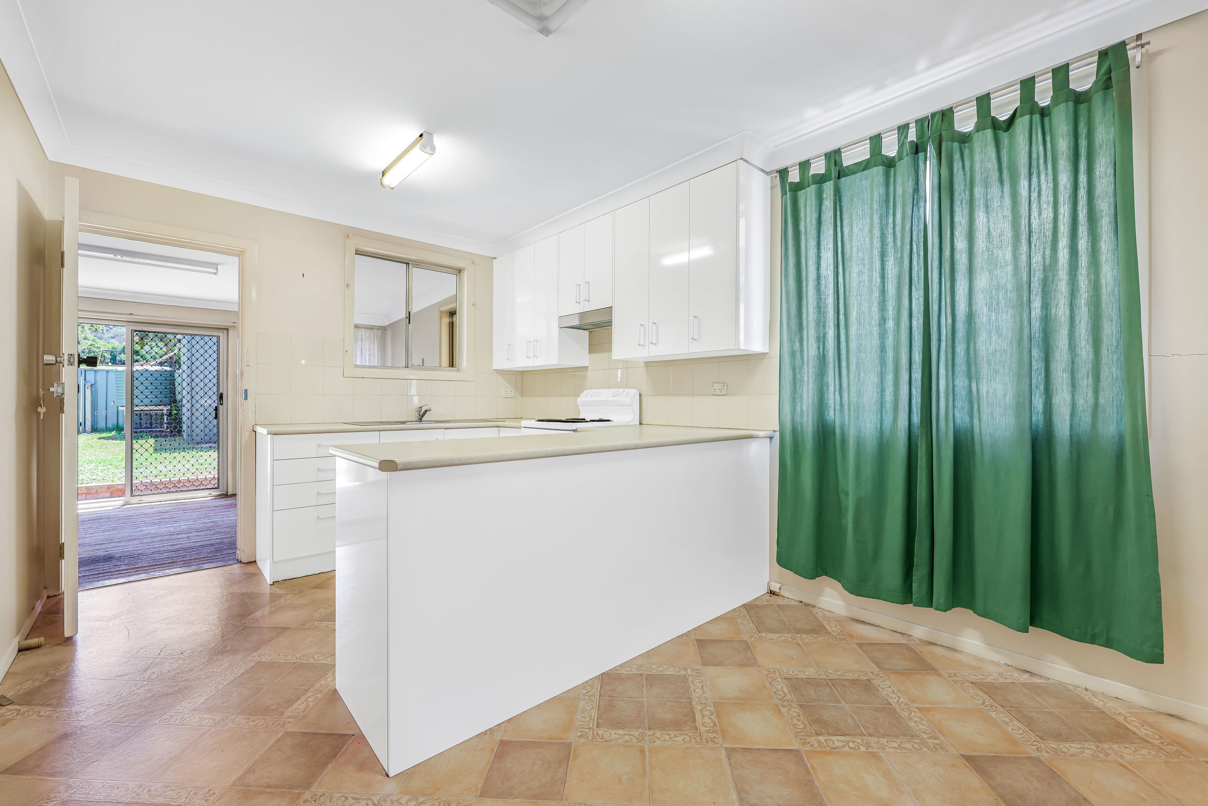 26 Manilla Road, Tamworth NSW 2340, Oxley Vale - Thumbnail 2