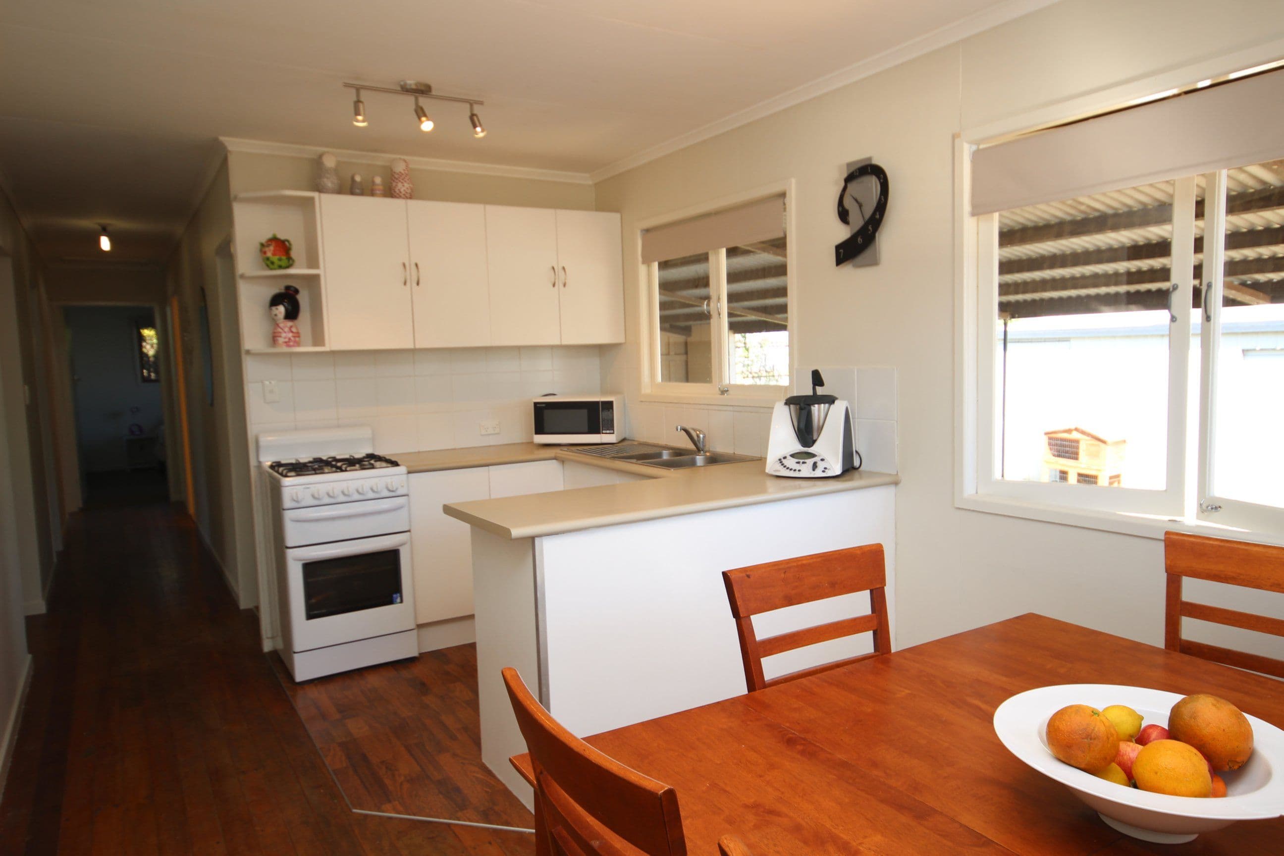 10 Katherine Street, BEERWAH QLD 4519, Beerwah - Thumbnail 2
