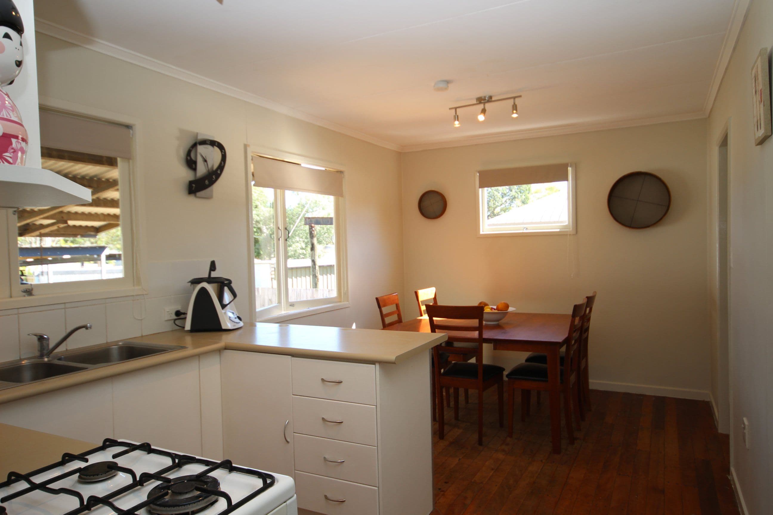10 Katherine Street, BEERWAH QLD 4519, Beerwah - Thumbnail 7
