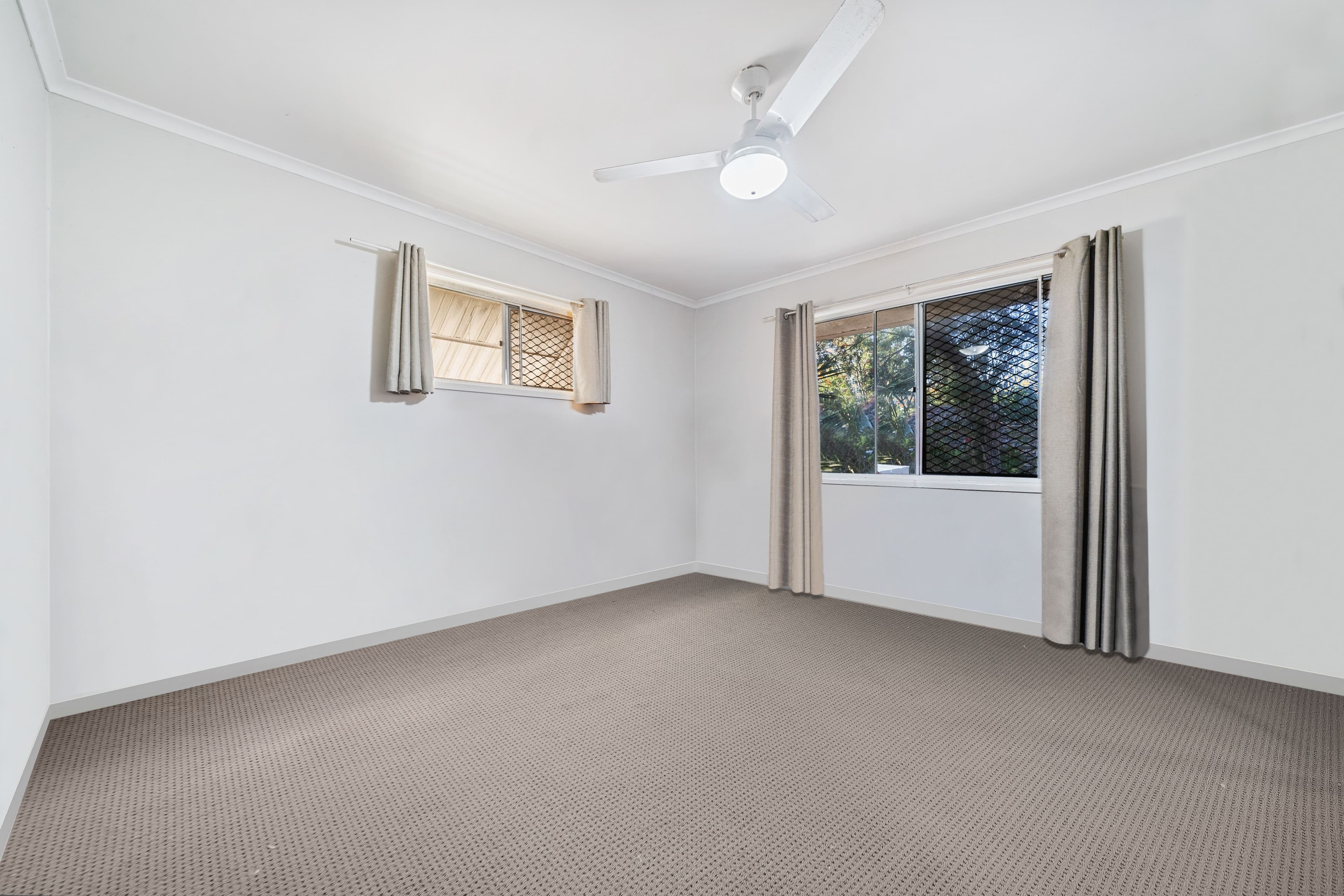7 Dorsey Crescent, Bundamba QLD 4304, Bundamba - Thumbnail 6