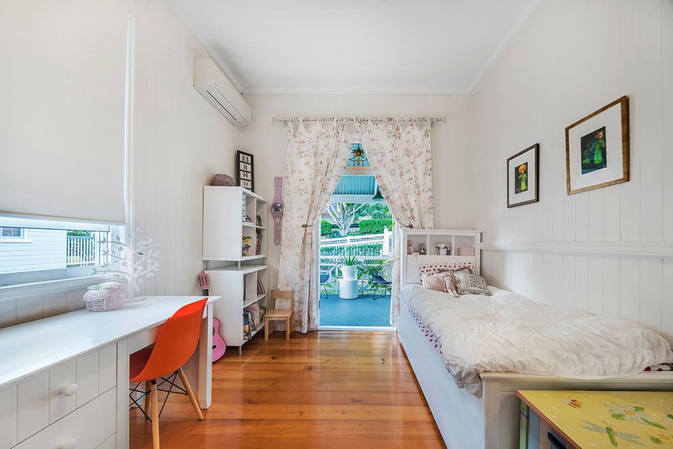 135 Crosby Road, Hamilton QLD 4007, Hamilton - Thumbnail 8