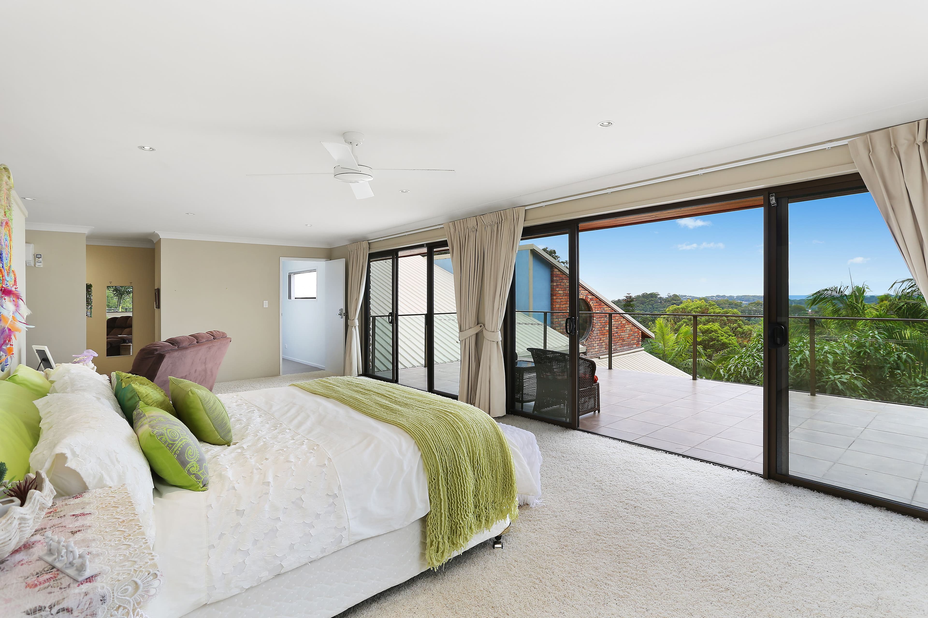 208 Tierney Drive, Currumbin Waters QLD 4223, Currumbin Waters - Thumbnail 8