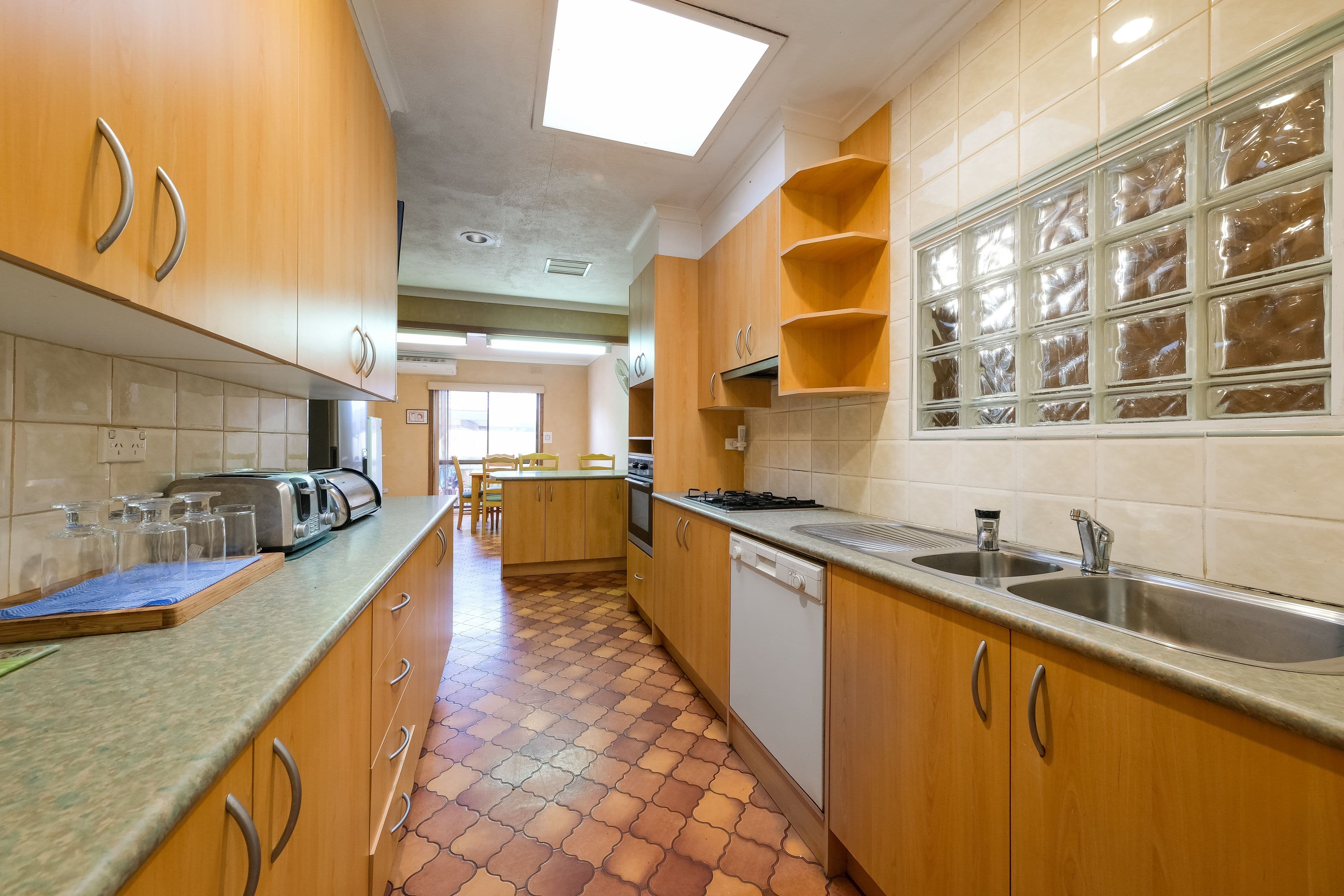 22 Botany Court, Clarinda VIC 3169, Clarinda - Thumbnail 3
