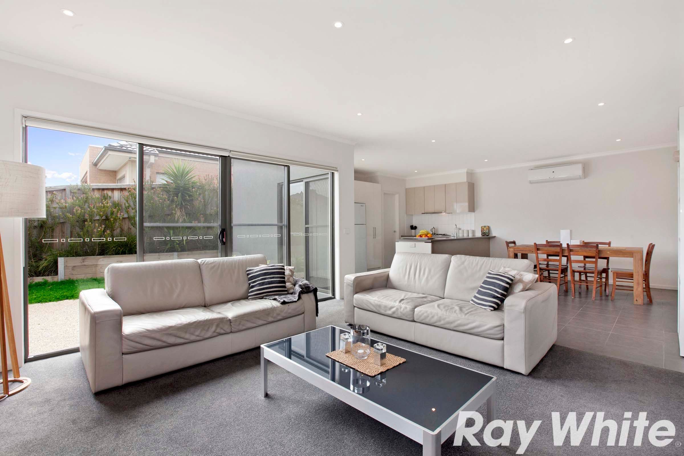 14 Grandstand Way, Wollert VIC 3750, Wollert - Thumbnail 3