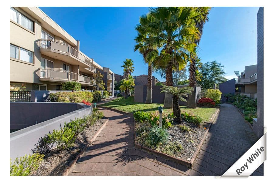 10 Currie Crescent, GRIFFITH ACT 2603, Griffith - Image 1