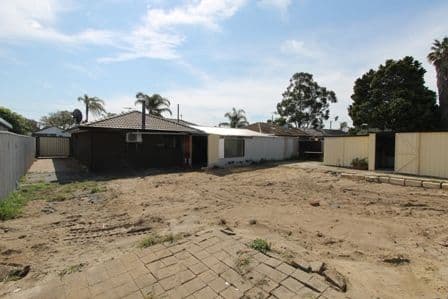 10 Heathcroft Road, BALGA WA 6061, Balga - Thumbnail 8