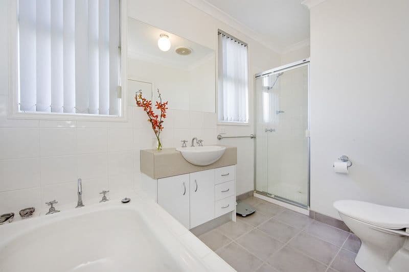  14 Mickelton Grove, POINT COOK VIC 3030, Point Cook - Thumbnail 6