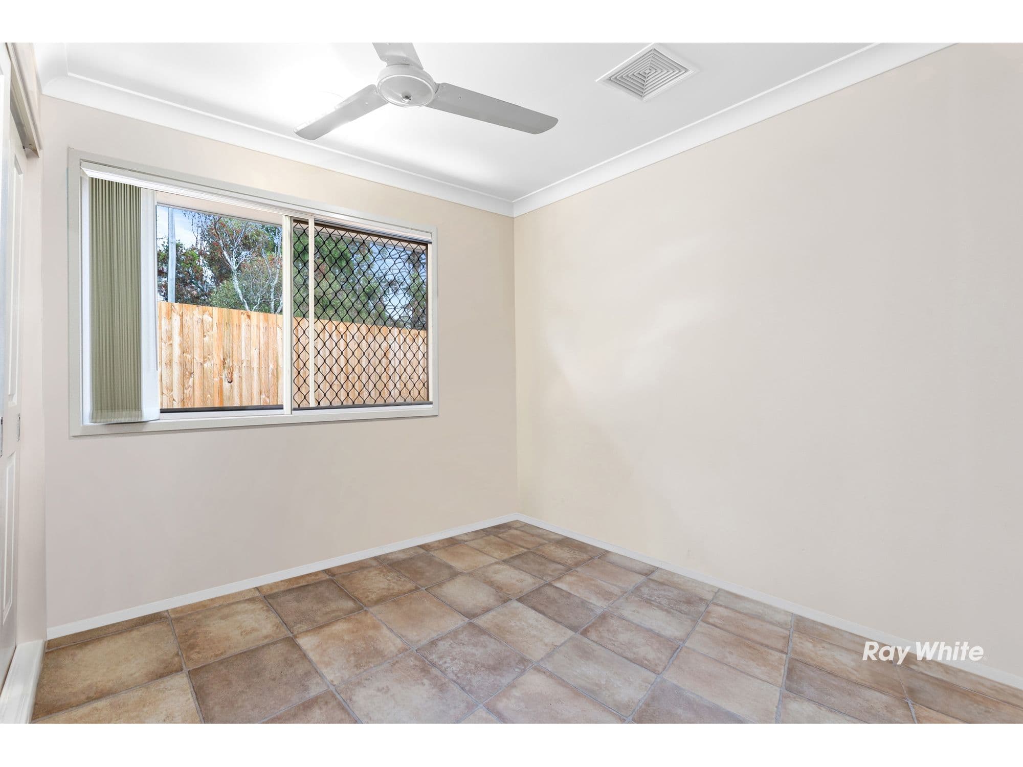 7 Findlay Street, Yeppoon QLD 4703, Yeppoon - Thumbnail 6