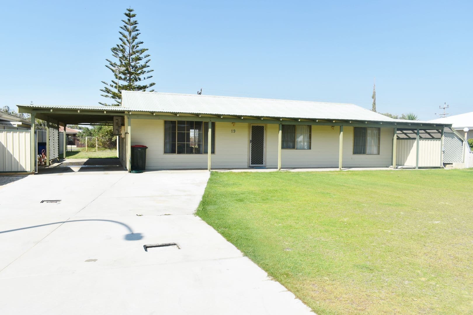 19 Ayres Crescent, Lancelin WA 6044, Lancelin - Image 1