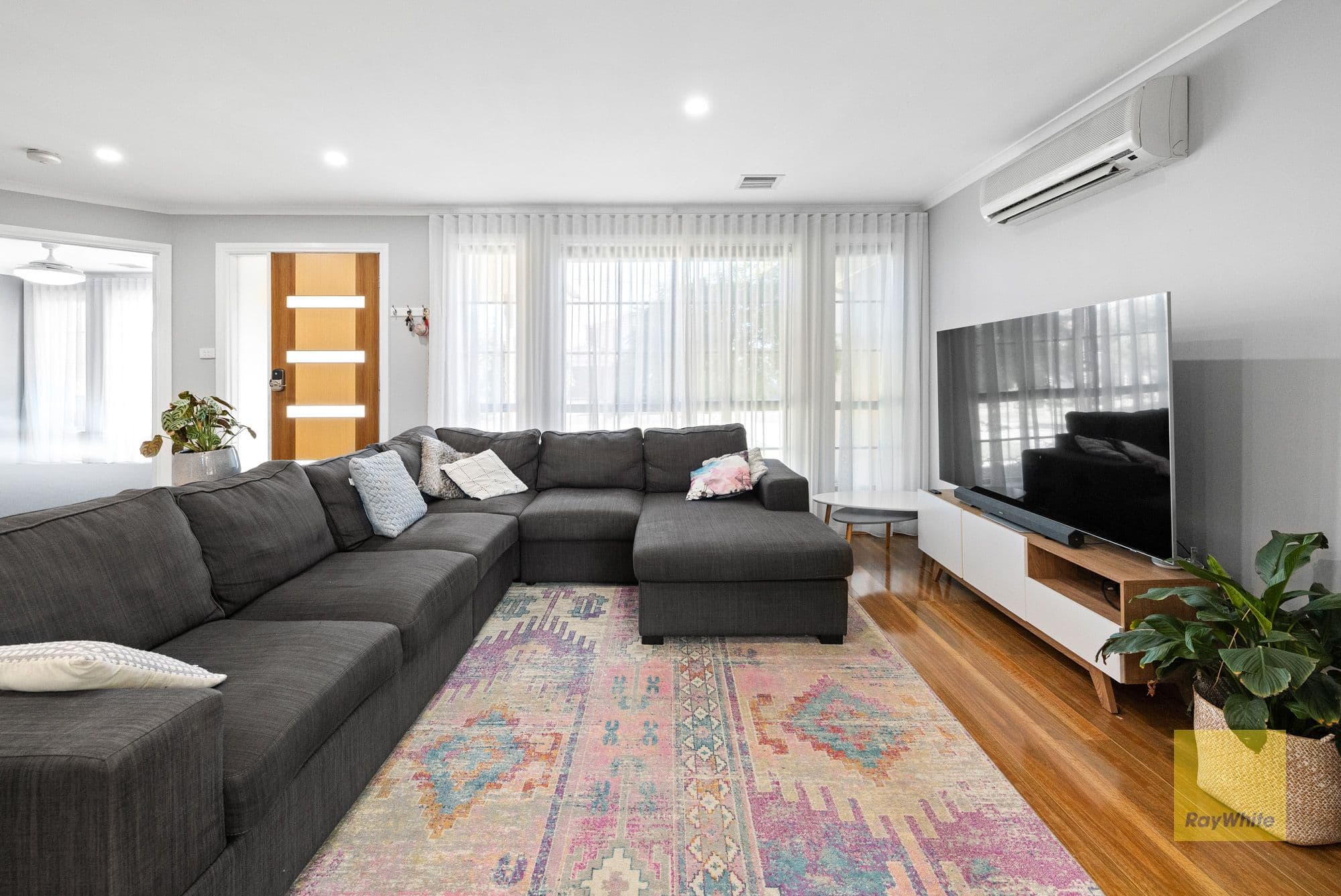 53 Wildflower Crescent, Hoppers Crossing VIC 3029, Hoppers Crossing - Thumbnail 4