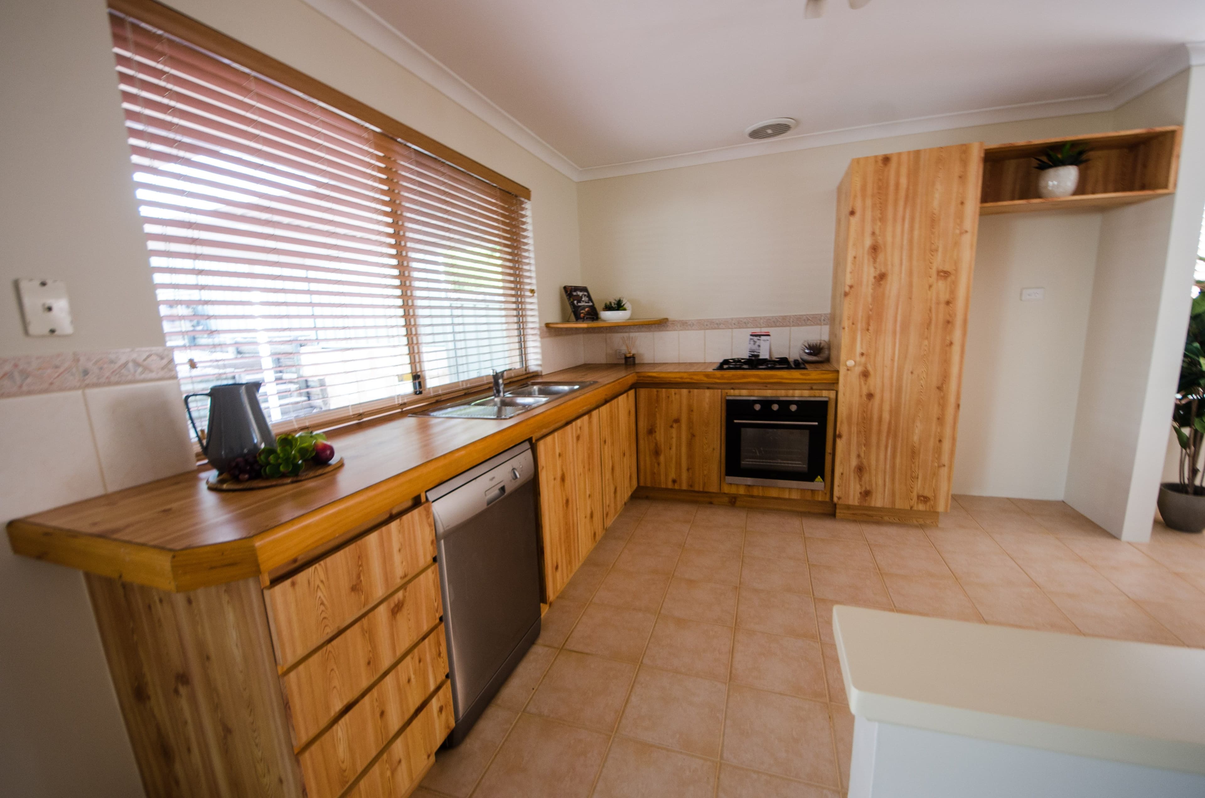 6 Woodspring Trail, Canning Vale WA 6155, Canning Vale - Thumbnail 6