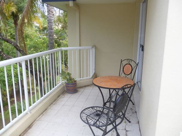 7 Paradise Grove,  West Burleigh Road, BURLEIGH HEADS QLD 4220, Burleigh Heads - Thumbnail 6