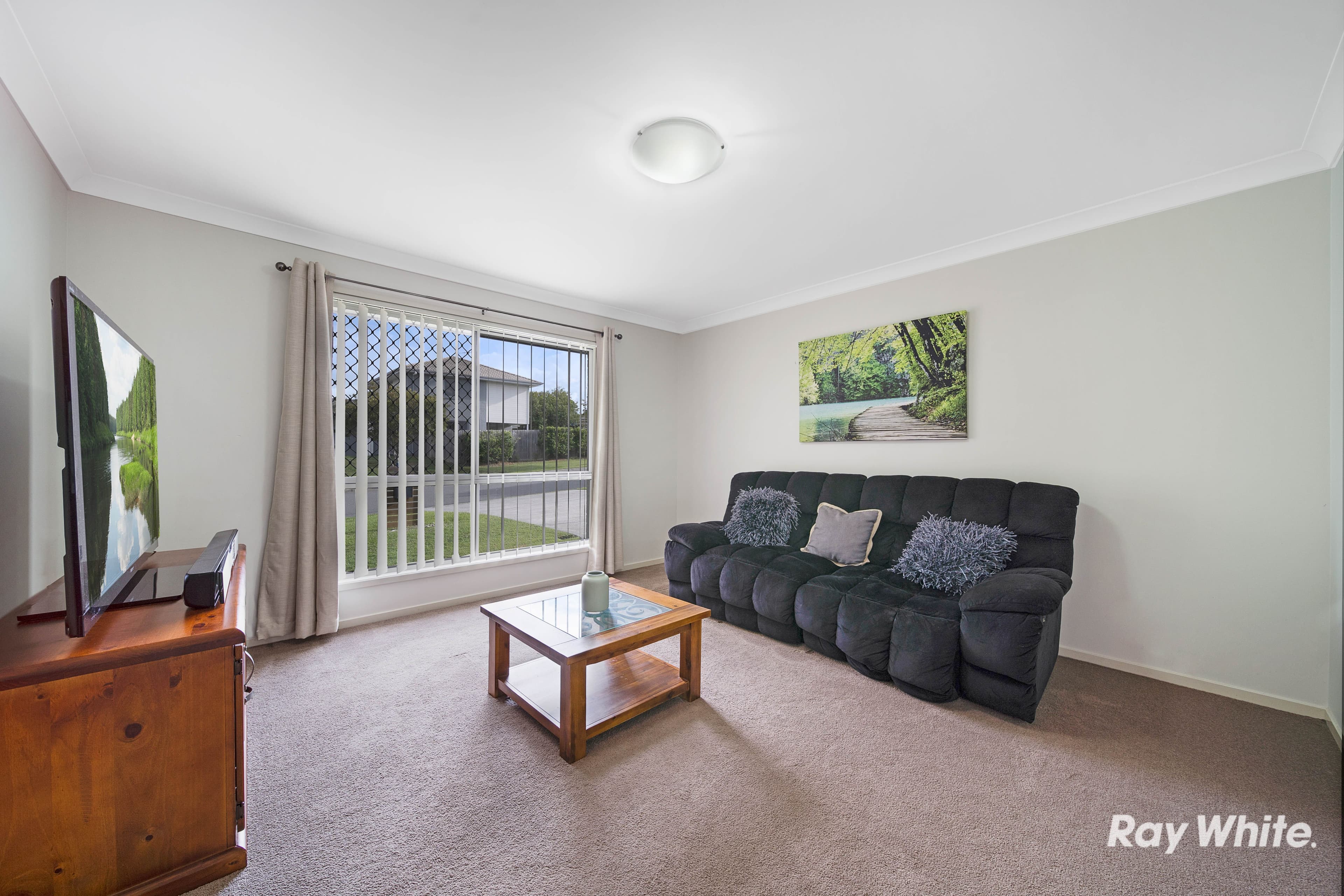 24 Paul Drive, Regents Park QLD 4118, Regents Park - Thumbnail 2