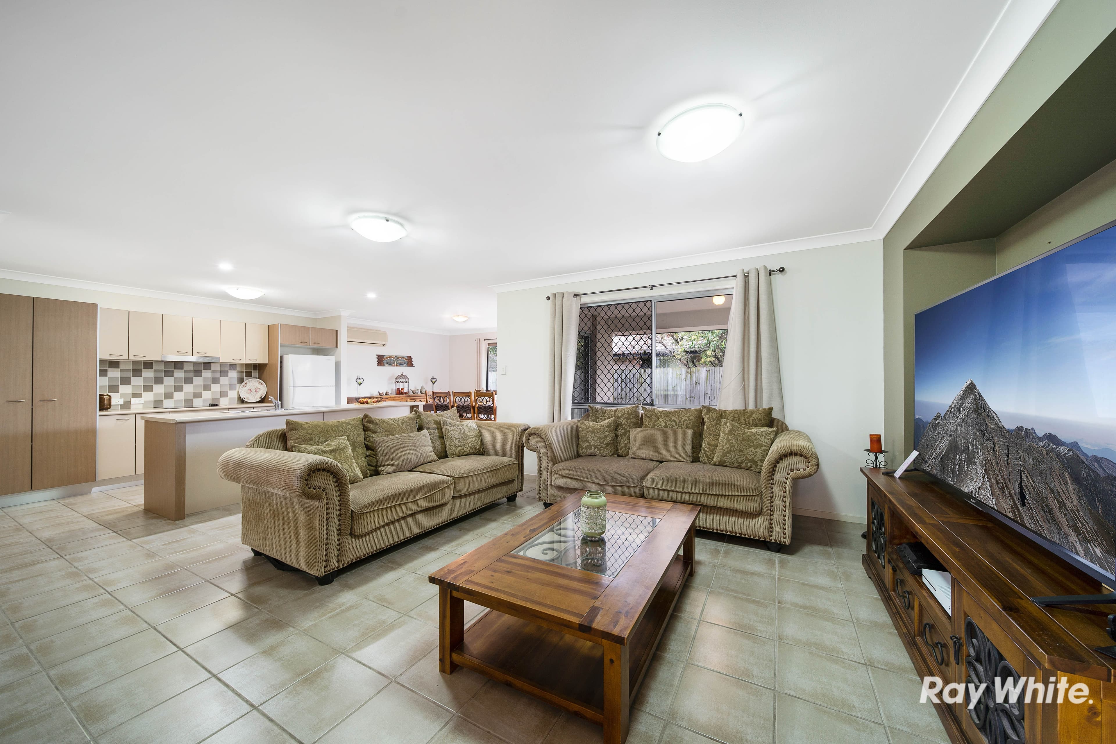 24 Paul Drive, Regents Park QLD 4118, Regents Park - Thumbnail 3