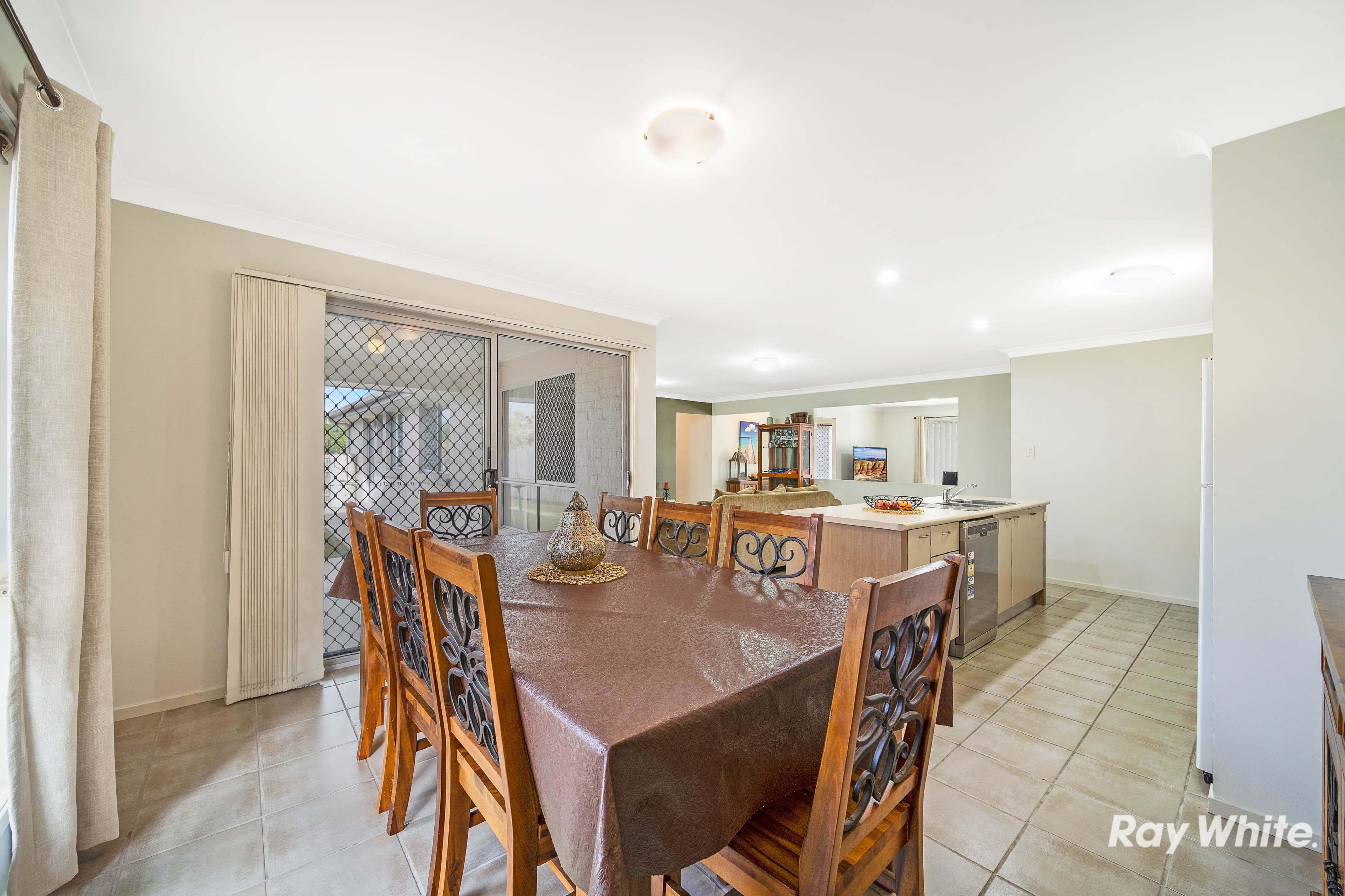 24 Paul Drive, Regents Park QLD 4118, Regents Park - Thumbnail 5