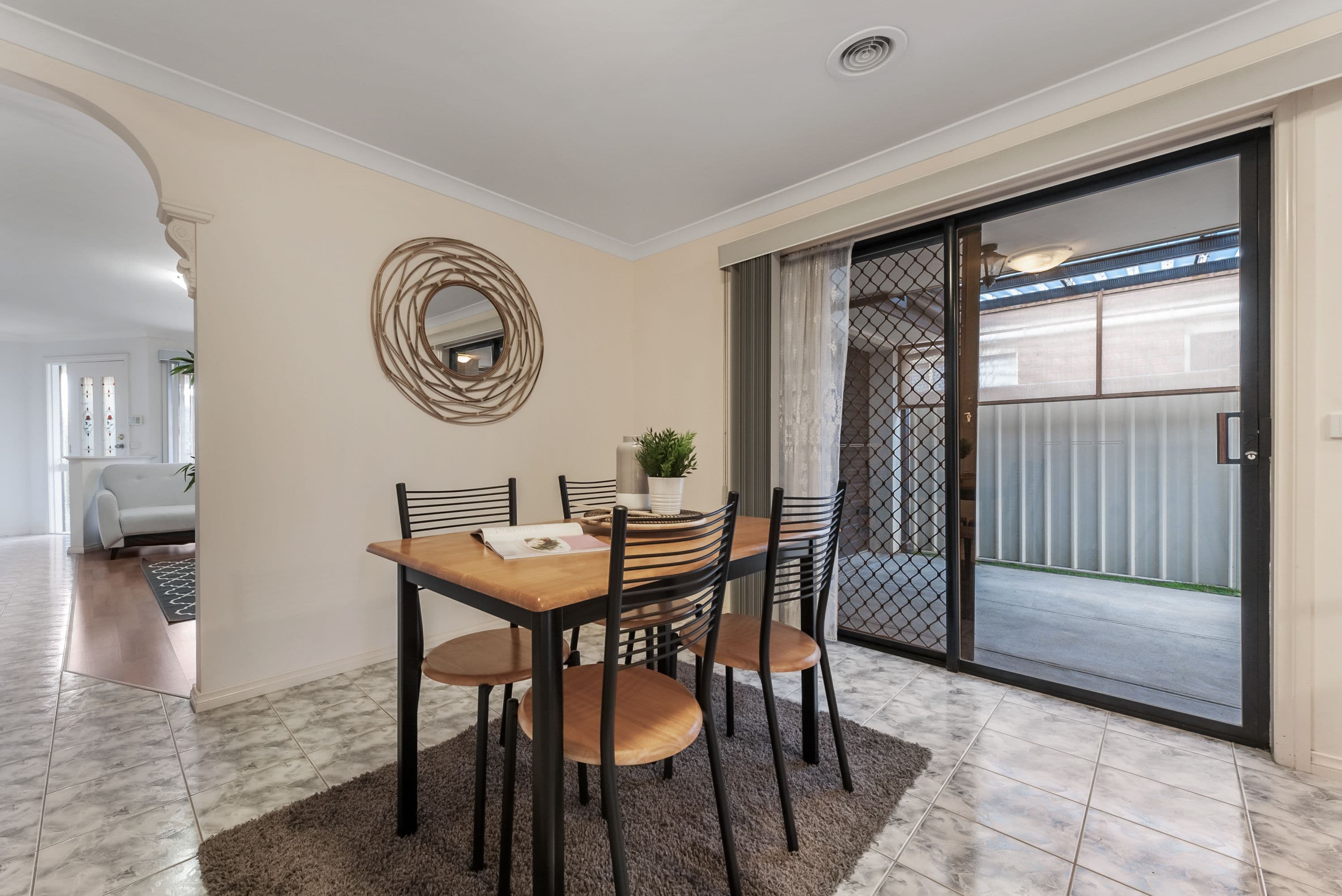 11 Macklin Way, Caroline Springs VIC 3023, Caroline Springs - Thumbnail 4