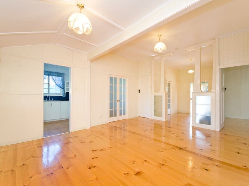 65 Nelson Street, CORINDA QLD 4075, Corinda - Thumbnail 2