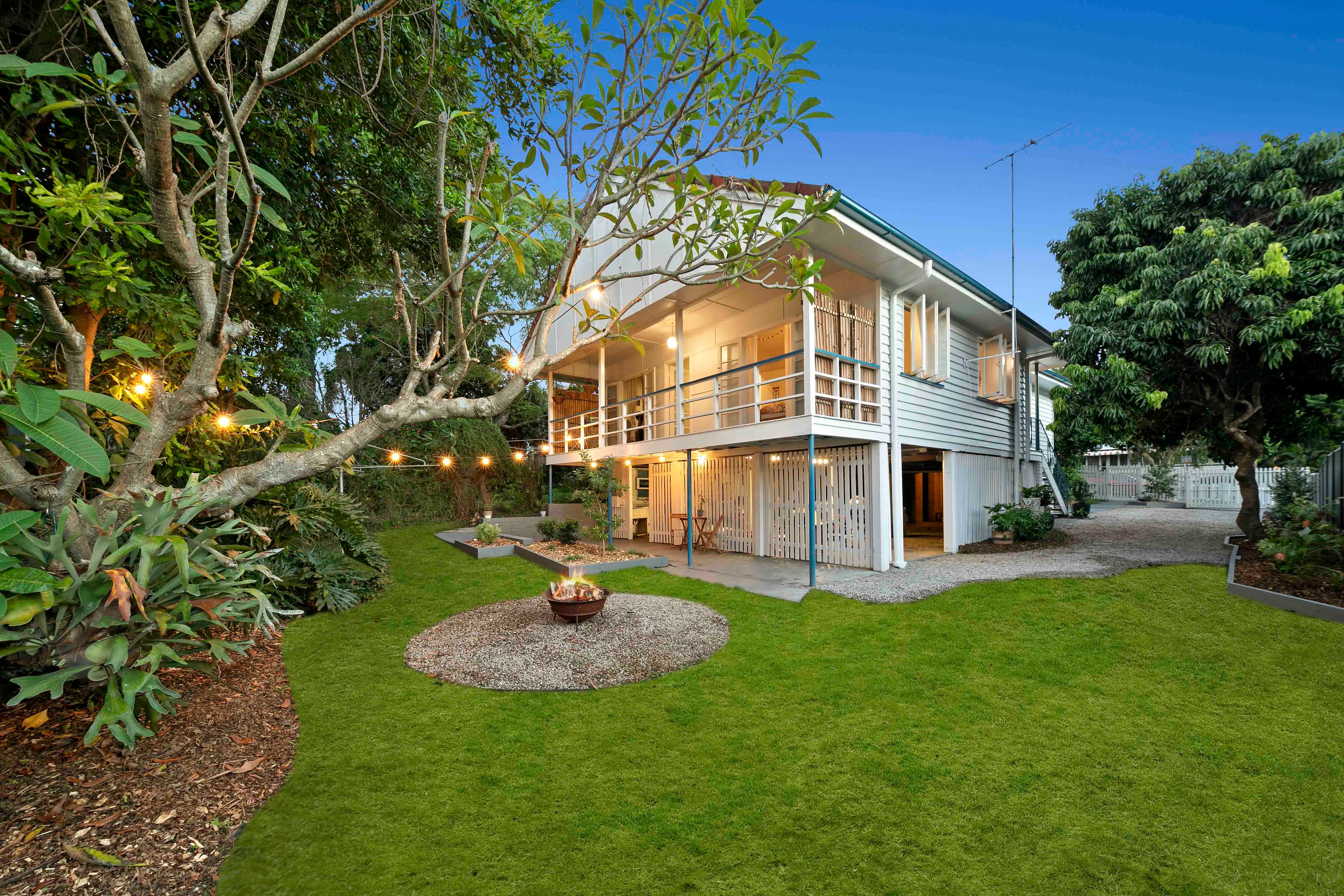 18 Sexton Street, Highgate Hill QLD 4101, Highgate Hill - Image 1
