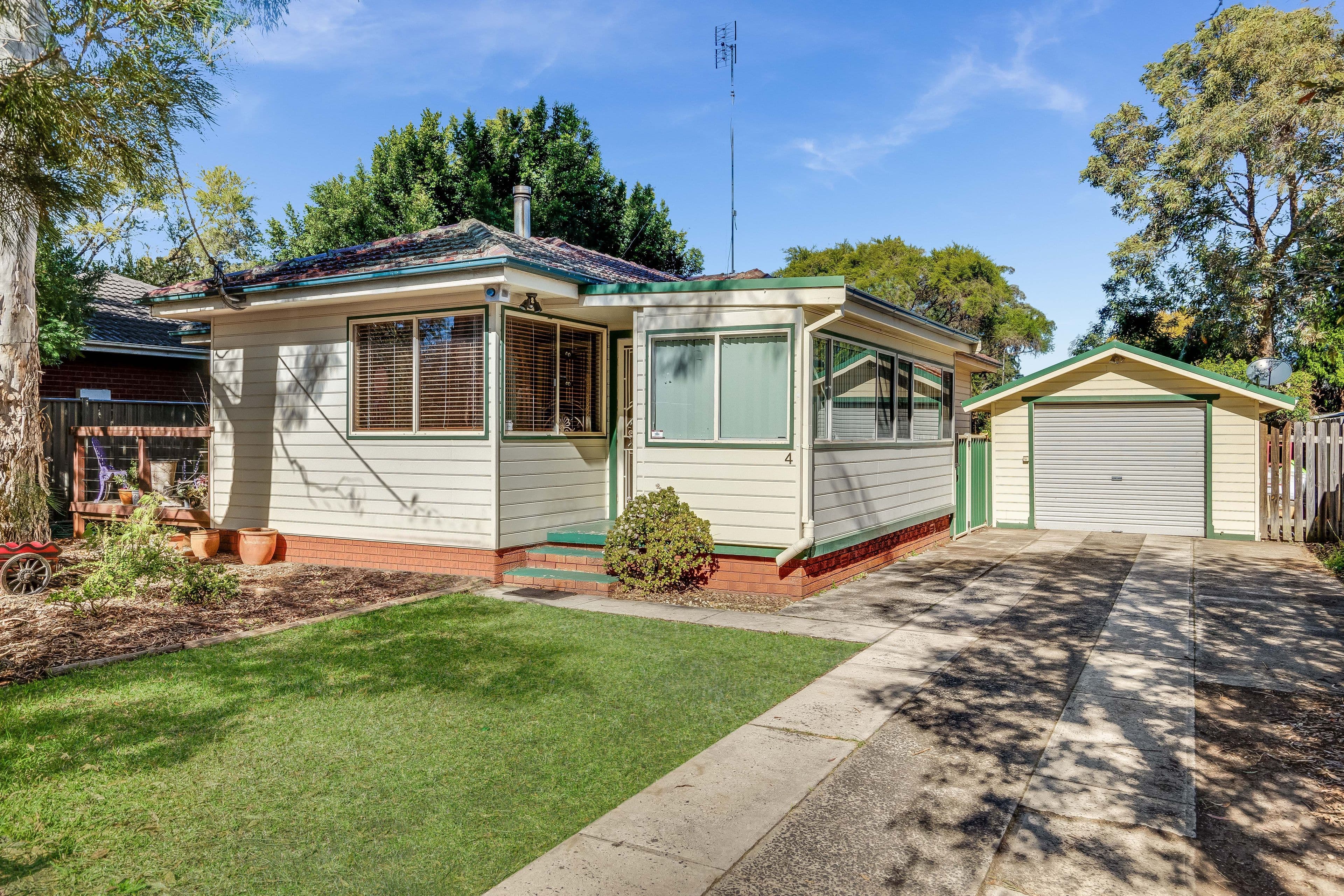 4 MacArthur Parade, Woy Woy NSW 2256, Woy Woy - Image 1