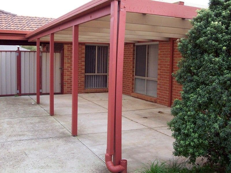 12 Regal Court, MELTON VIC 3337, Melton - Thumbnail 4