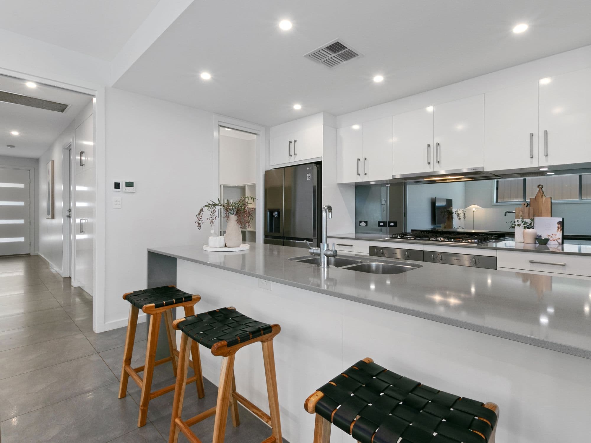 14 Queenscliff Drive, Seaford Rise SA 5169, Seaford Rise - Thumbnail 8