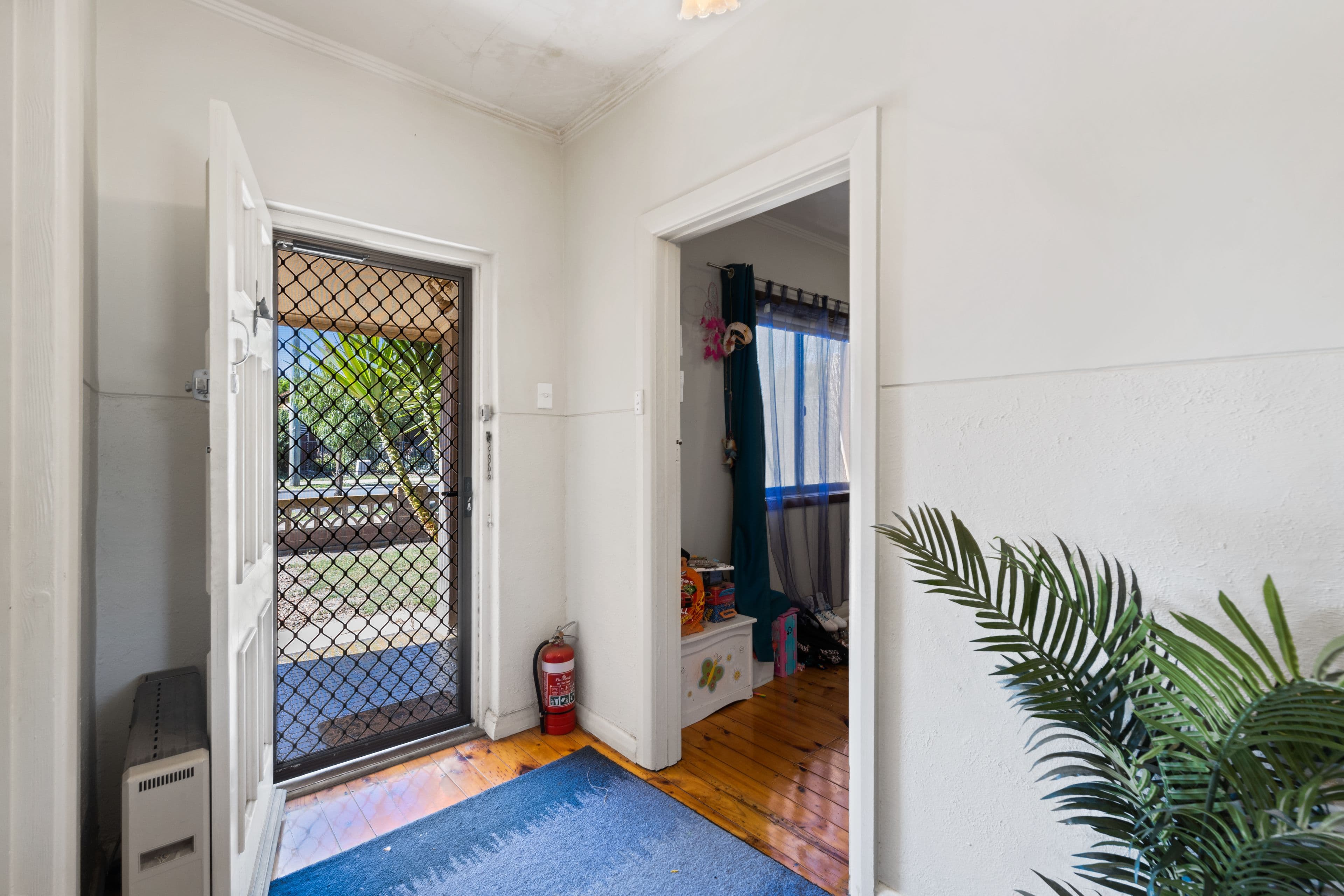 6 Gordon Street, Semaphore Park SA 5019, Semaphore Park - Thumbnail 3