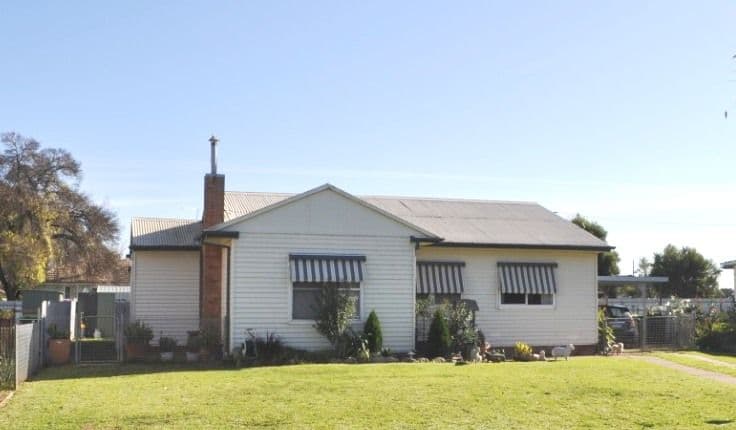5 Wall Avenue, Cootamundra - Image 1