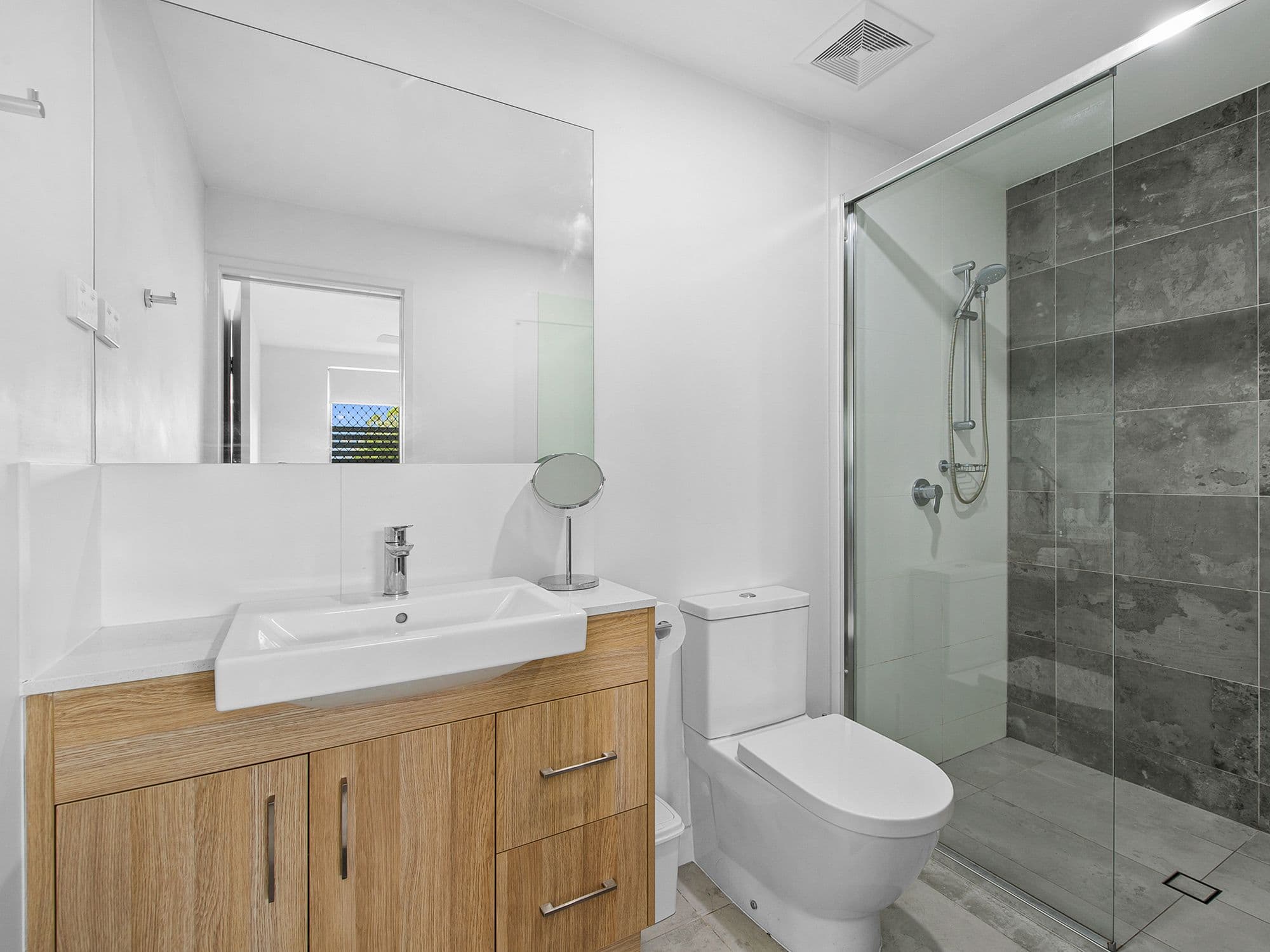 61 Ellen Street, Oxley QLD 4075, Oxley - Thumbnail 8