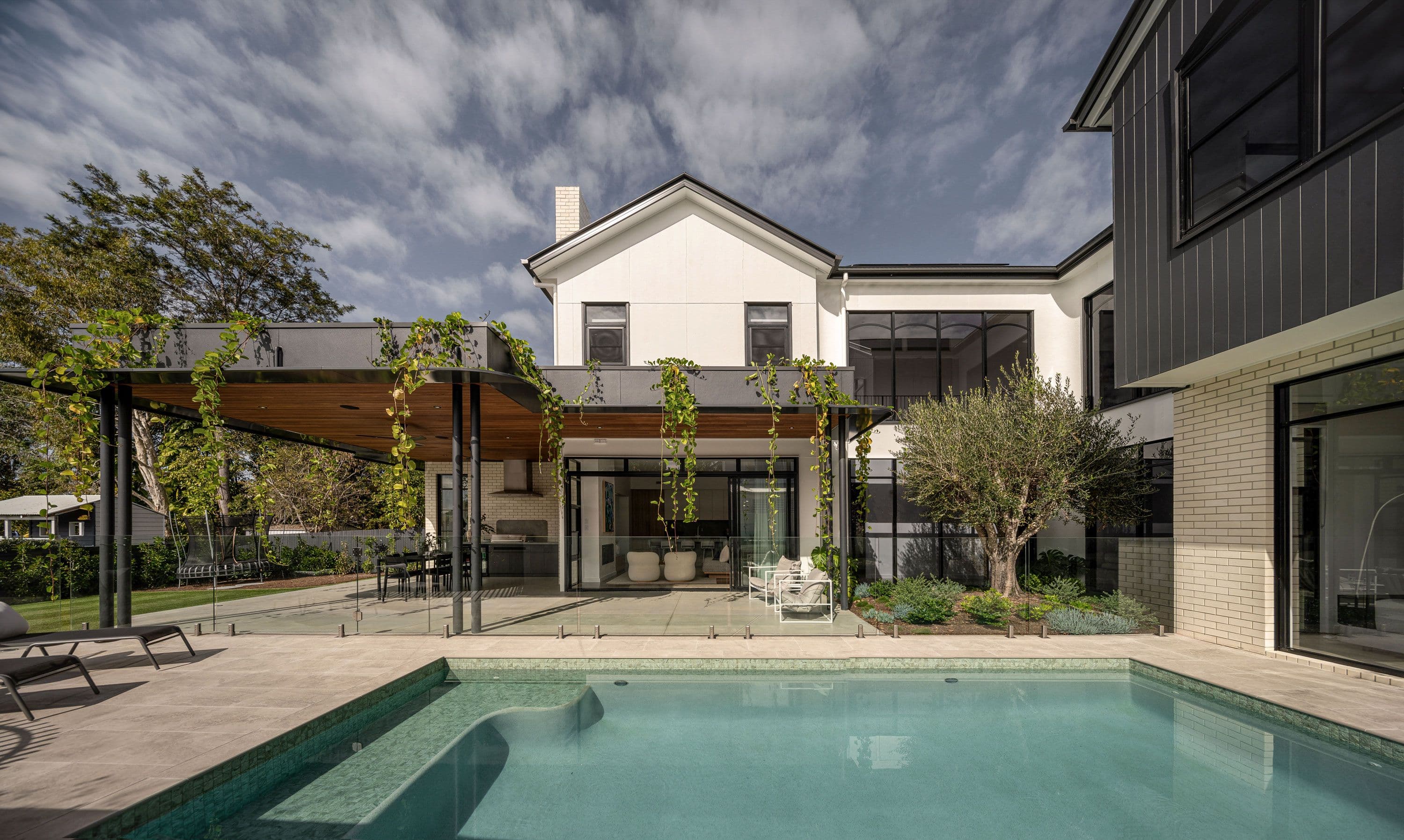 42 Stewart Street, Hawthorne QLD 4171, Hawthorne - Thumbnail 2