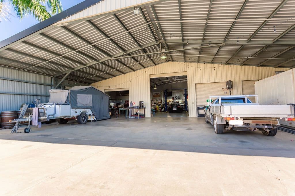 21 Russ Layton Drive, Emerald QLD 4720, Emerald - Thumbnail 4