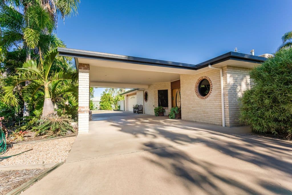21 Russ Layton Drive, Emerald QLD 4720, Emerald - Thumbnail 8
