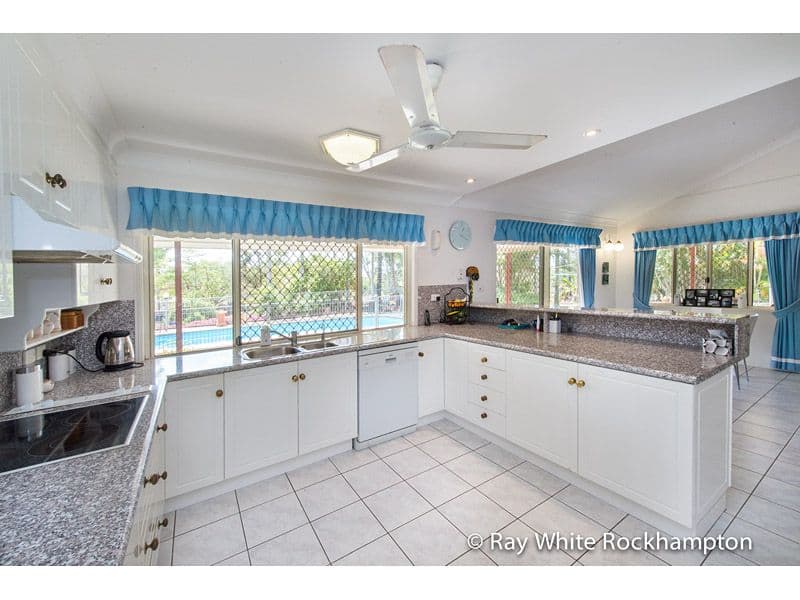 21 Strelow Avenue, GLENLEE QLD 4711, Glenlee - Thumbnail 7
