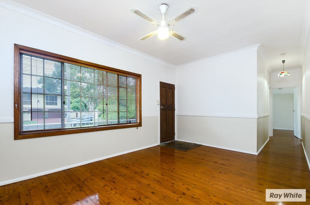 24 Rickard Road, UNANDERRA NSW 2526, Unanderra - Thumbnail 2