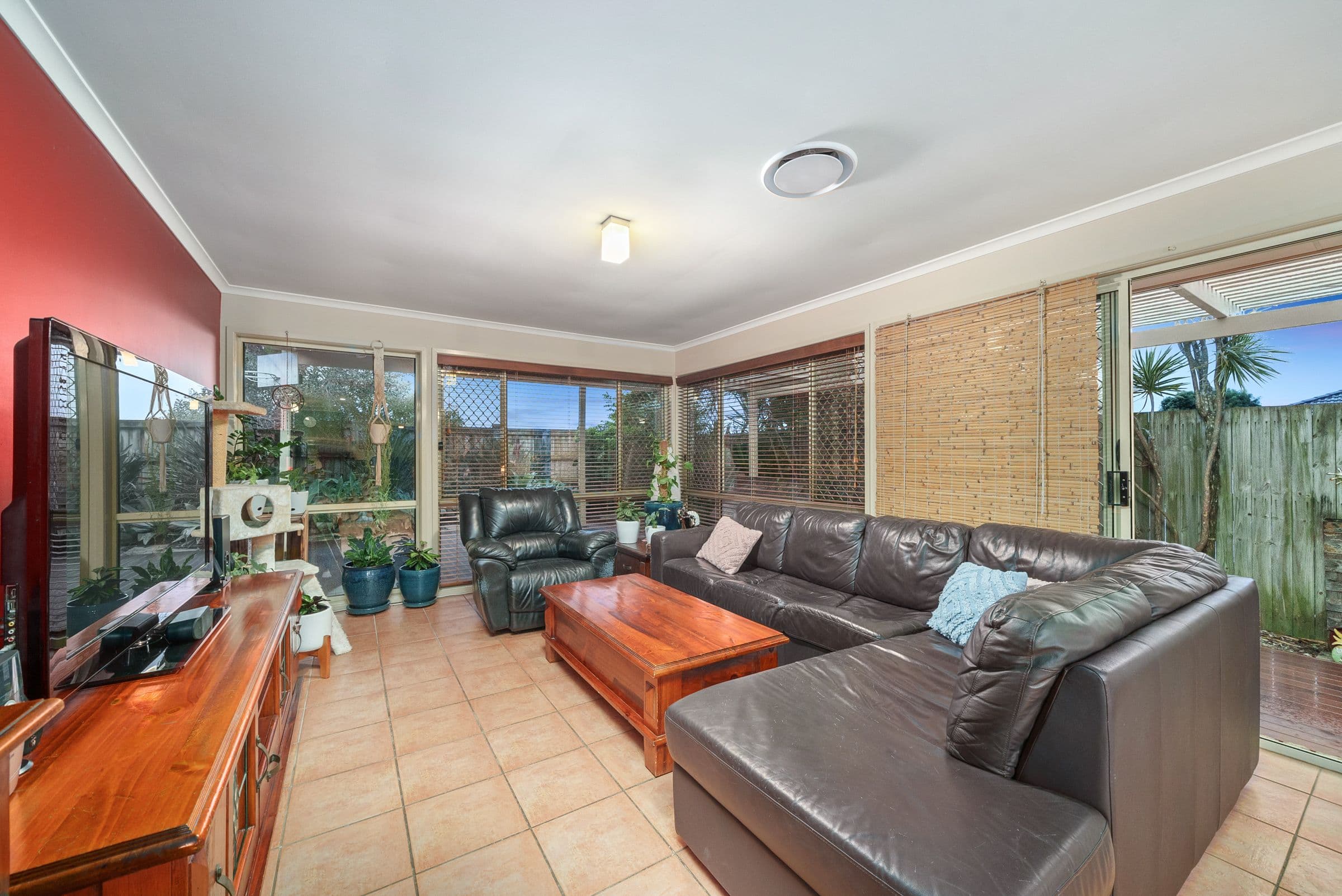 6 Knox Street, North Lakes QLD 4509, North Lakes - Thumbnail 4