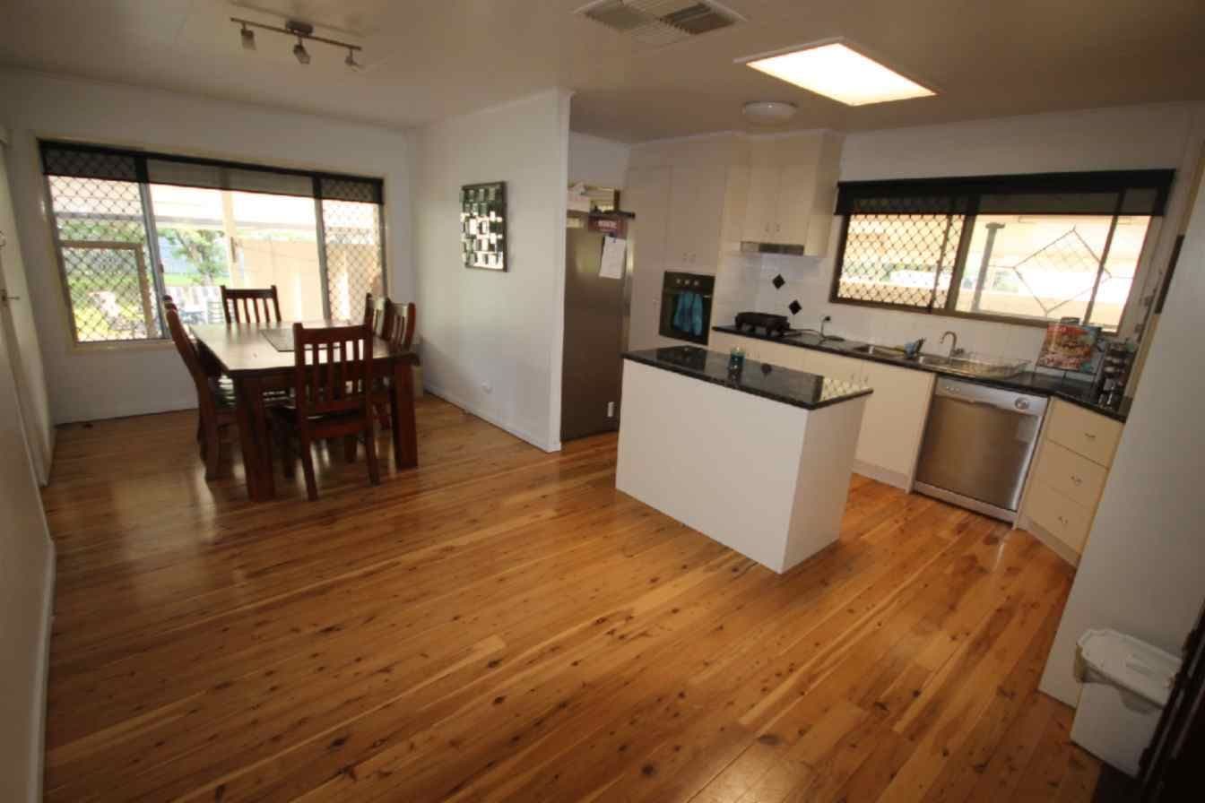22 Ayrton Street, DALBY QLD 4405, Dalby - Thumbnail 2