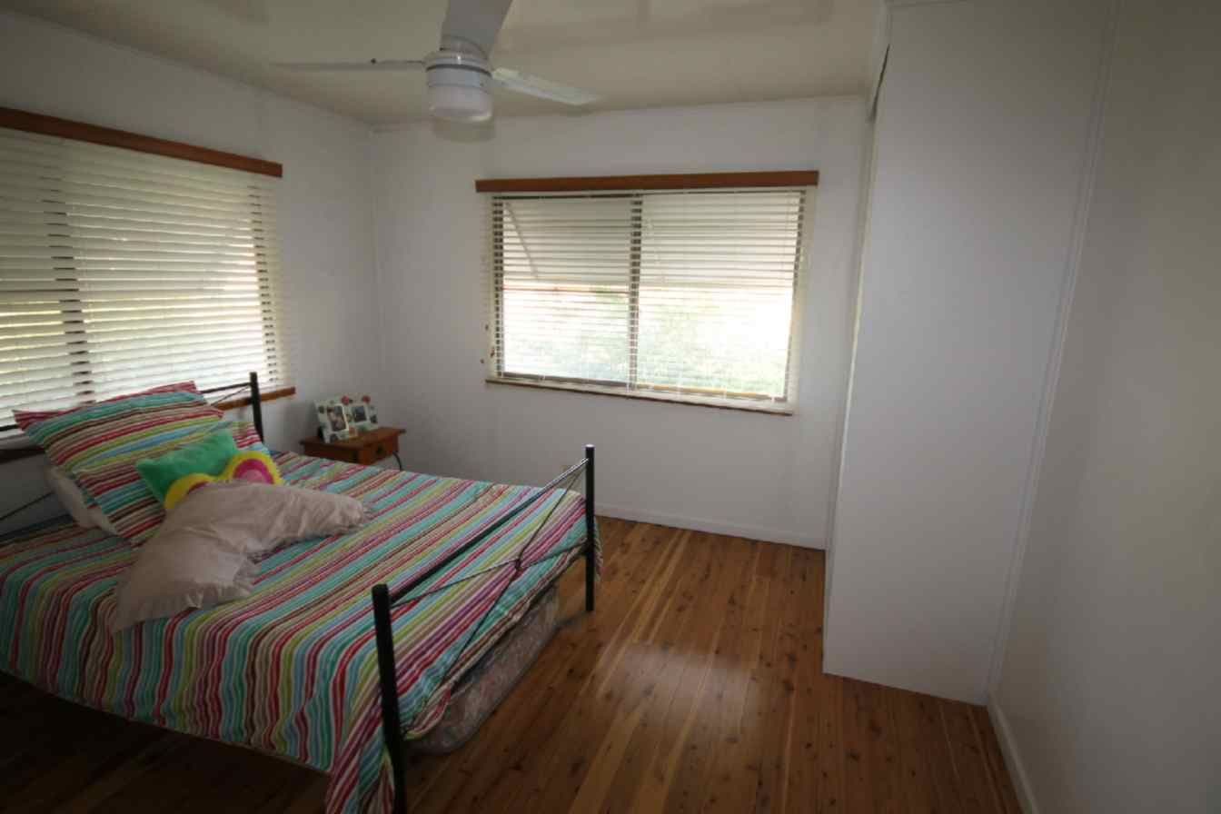22 Ayrton Street, DALBY QLD 4405, Dalby - Thumbnail 5