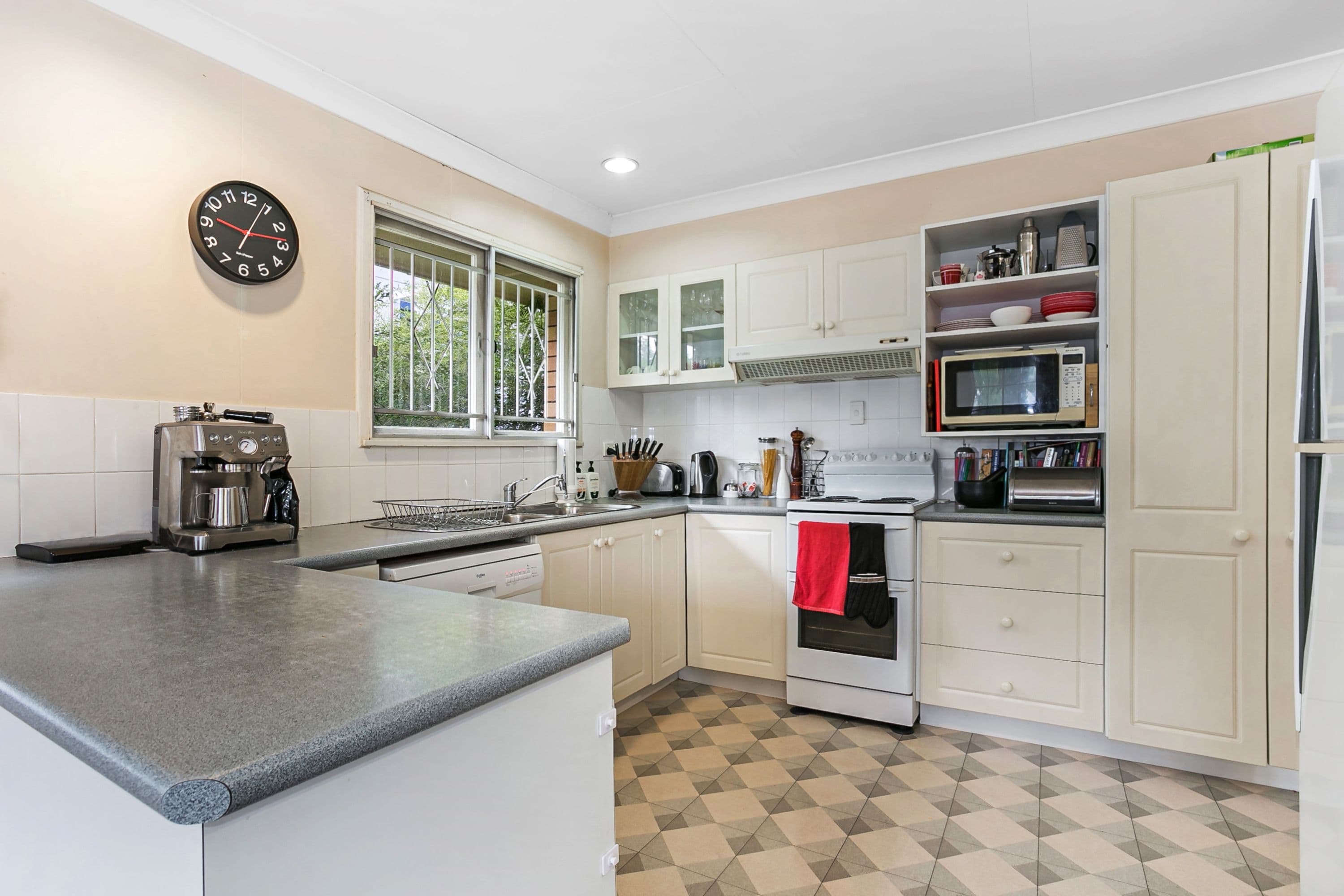 36 Twickenham Street, Chelmer QLD 4068, Chelmer - Thumbnail 2