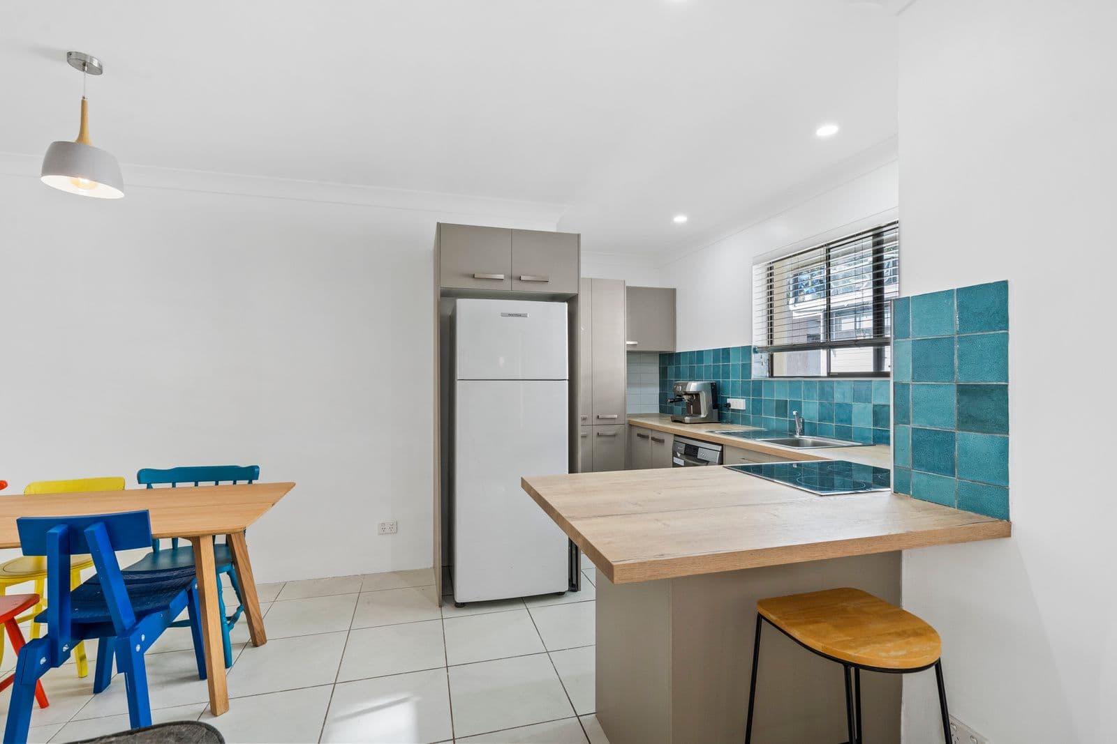147 School Road, Yeronga QLD 4104, Yeronga - Thumbnail 3