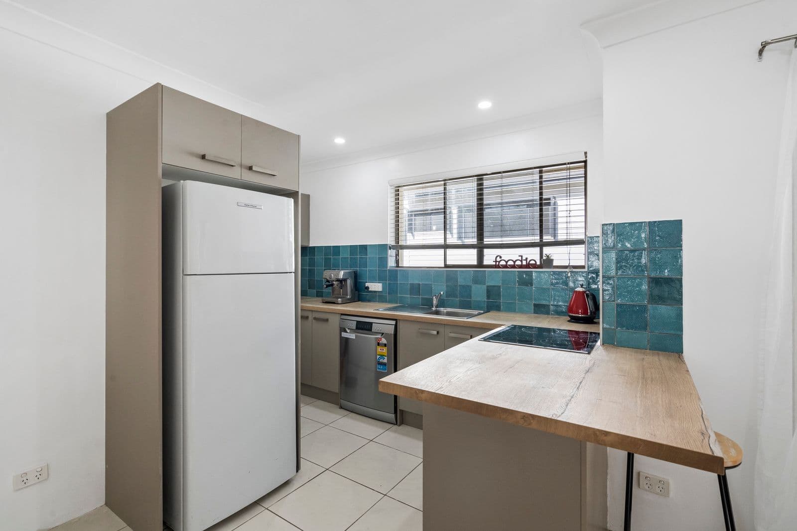 147 School Road, Yeronga QLD 4104, Yeronga - Thumbnail 5