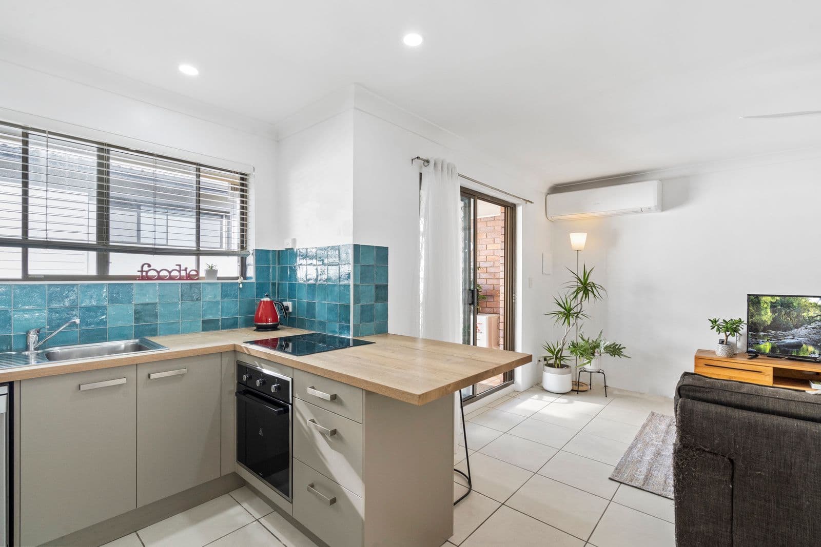 147 School Road, Yeronga QLD 4104, Yeronga - Thumbnail 6