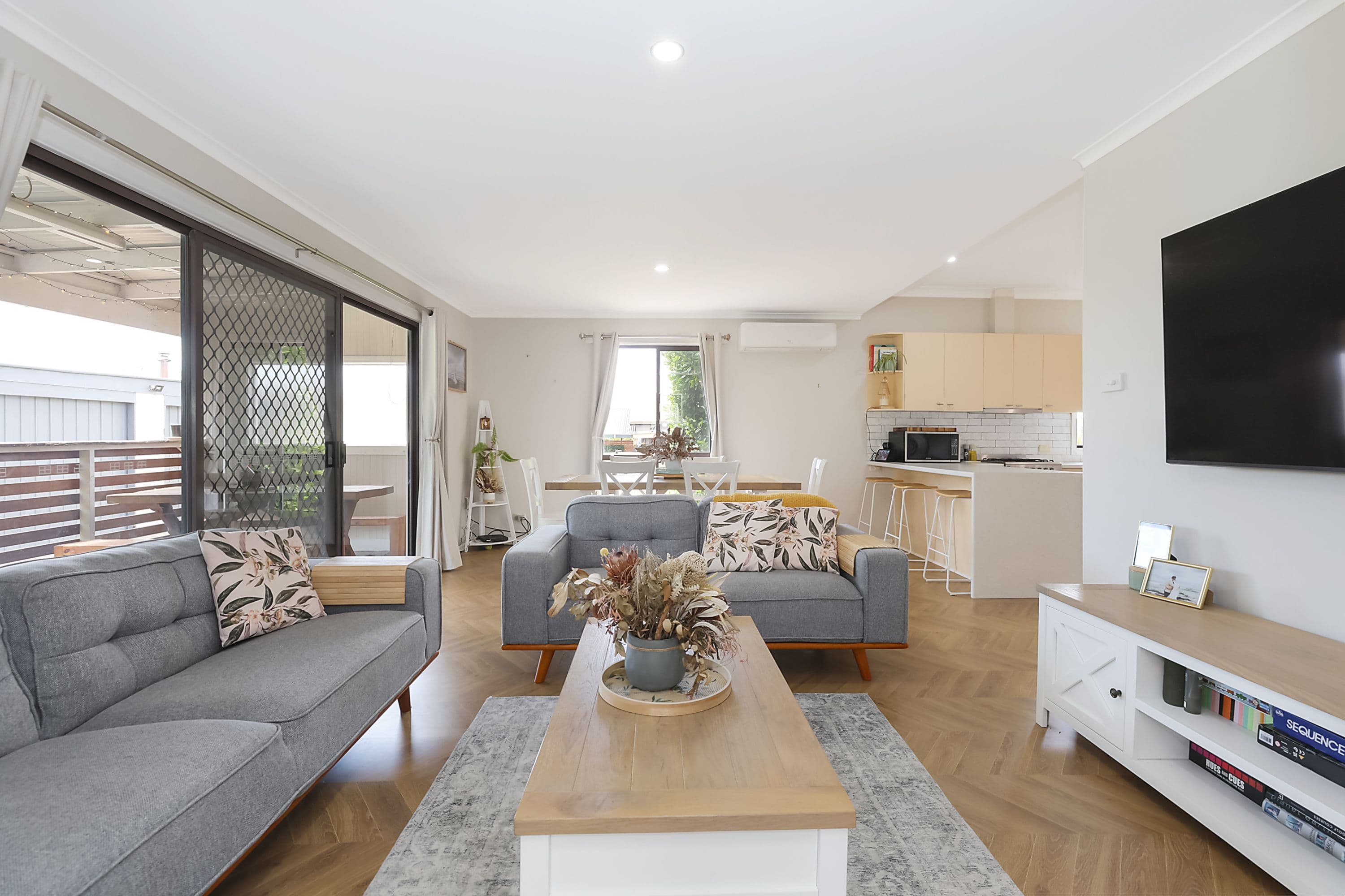 10 Smith Street, Cobden VIC 3266, Cobden - Thumbnail 5