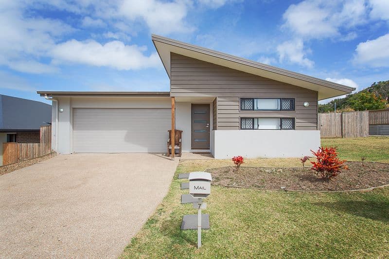 7 Bensara Crescent, BEACONSFIELD QLD 4740, Beaconsfield - Image 1