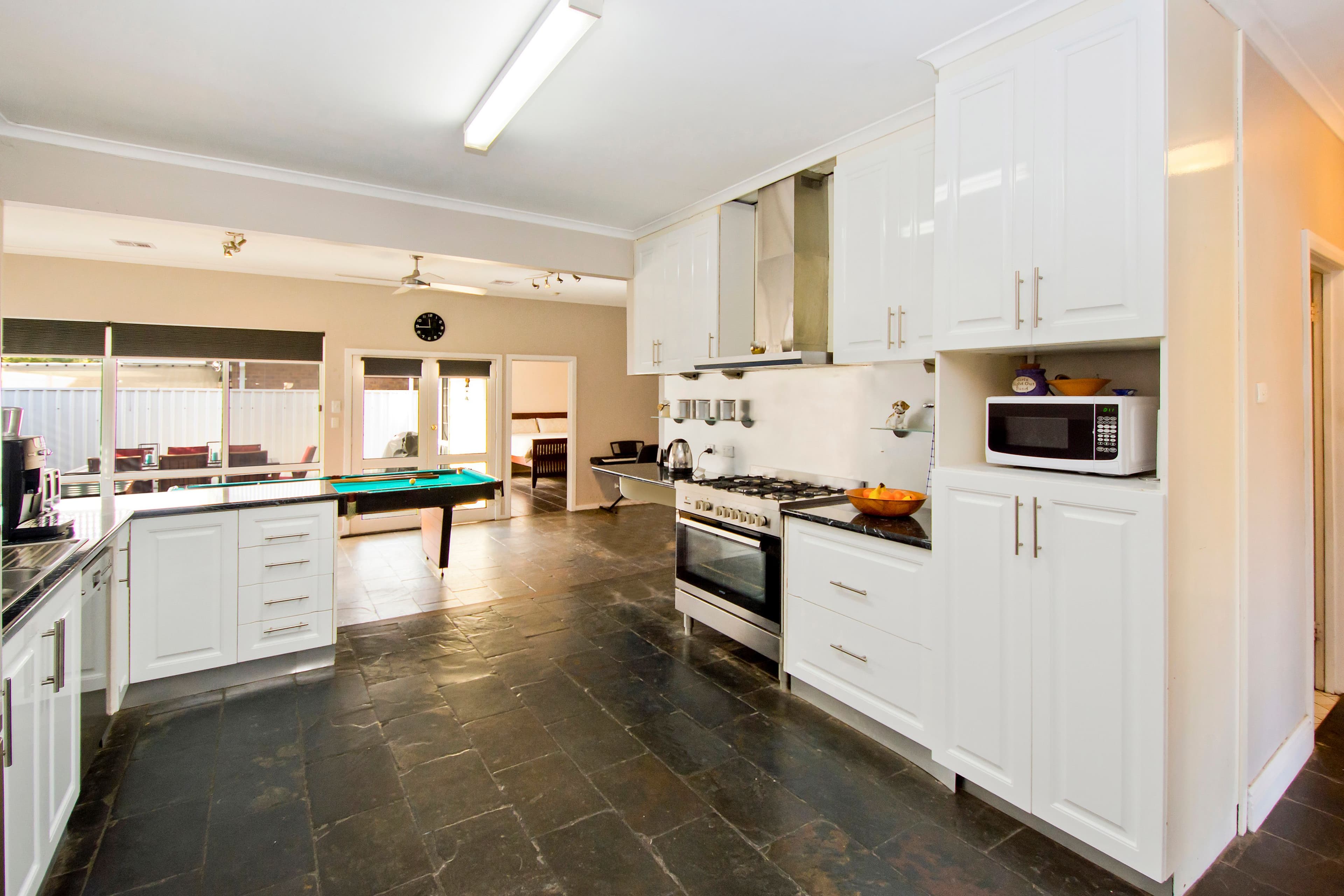 2 Draper Street, Largs North SA 5016, Largs North - Thumbnail 3