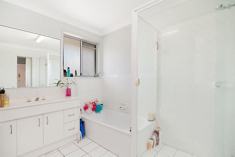 270 Christine Avenue, VARSITY LAKES QLD 4227, Varsity Lakes - Thumbnail 5